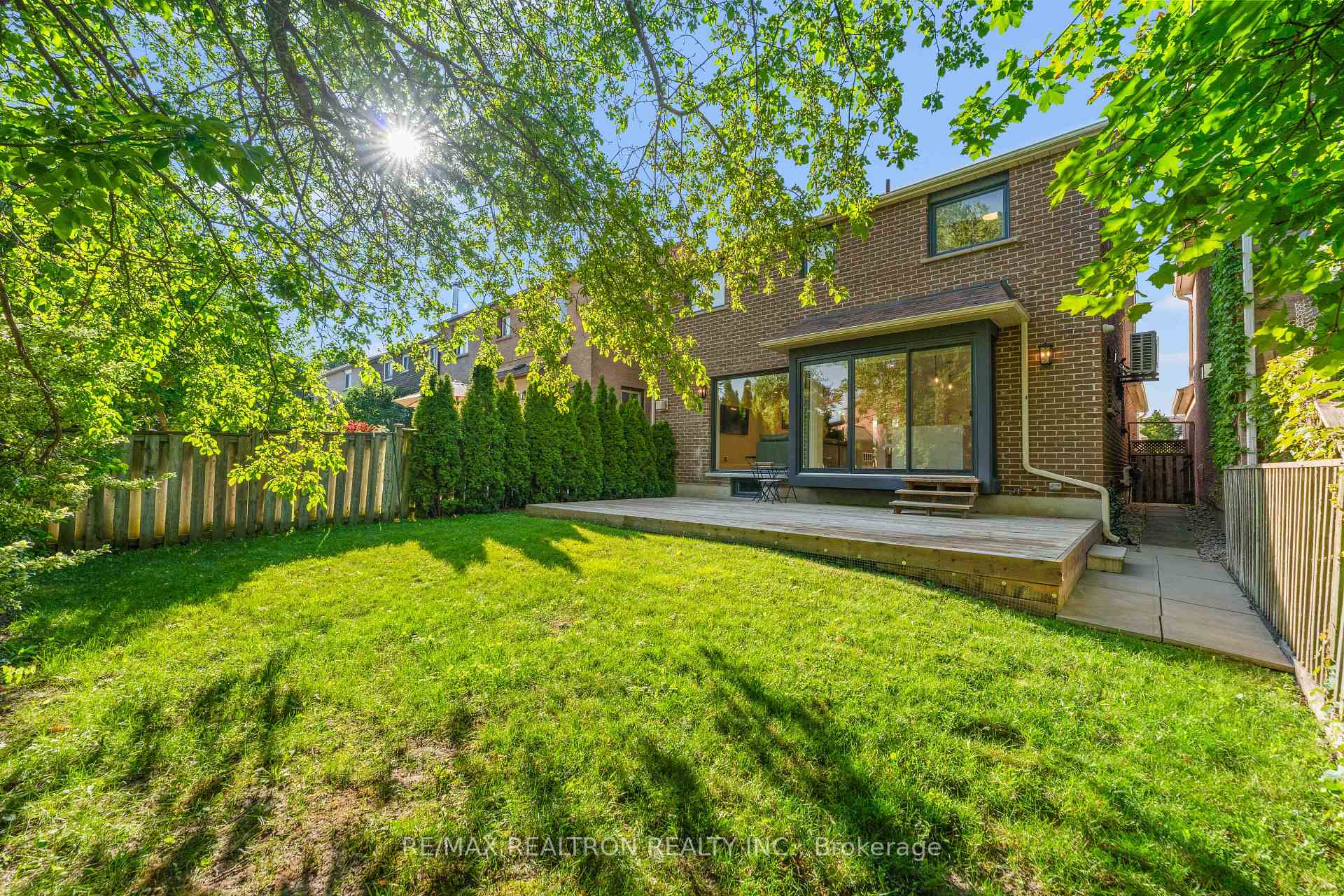 Photo 46 of 106 Roseborough Crescent, Vaughan, Uplands — HOMEH