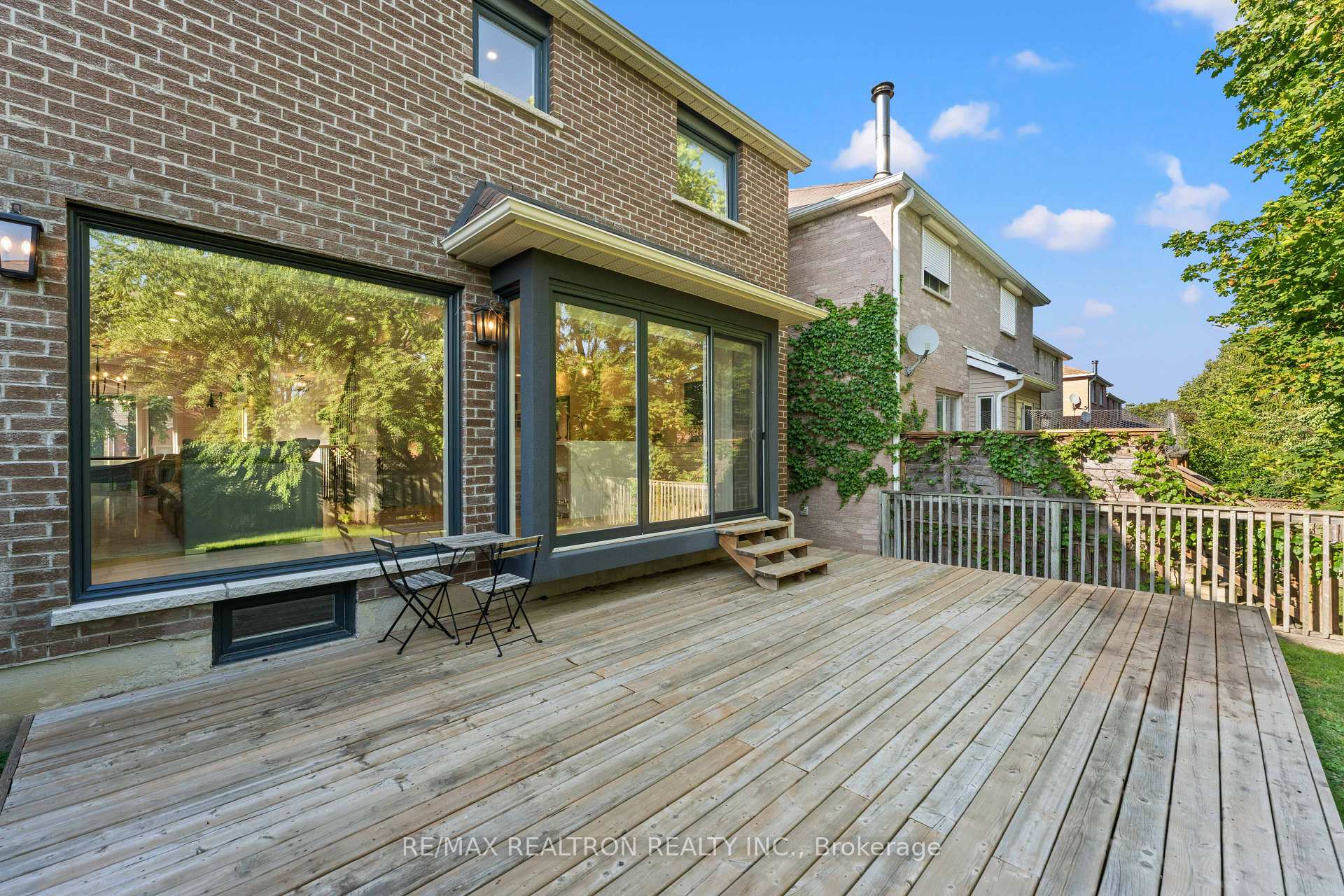 Photo 47 of 106 Roseborough Crescent, Vaughan, Uplands — HOMEH