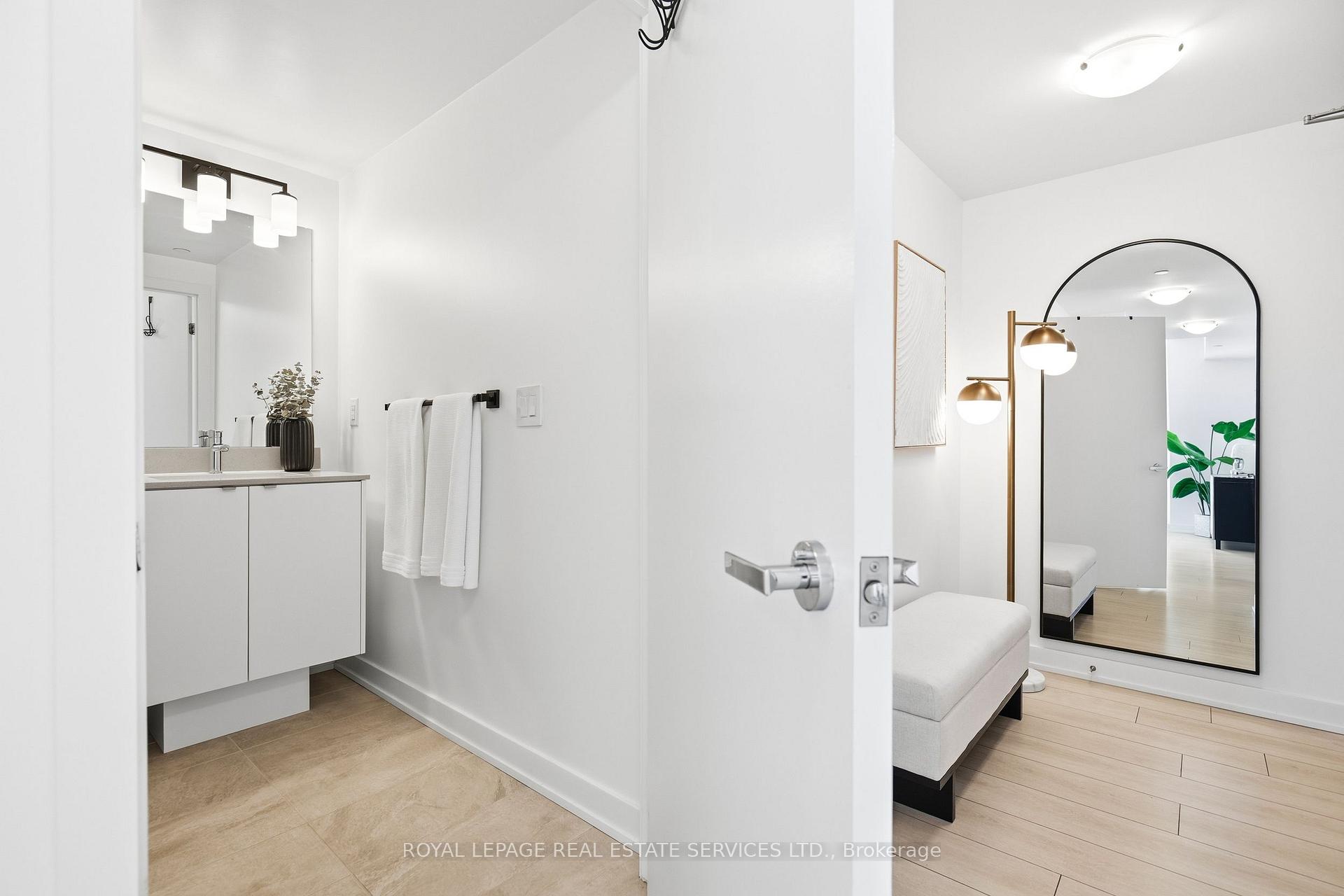 Photo 7 of Unit A607, 3210 Dakota Common, Burlington, Alton — HOMEH