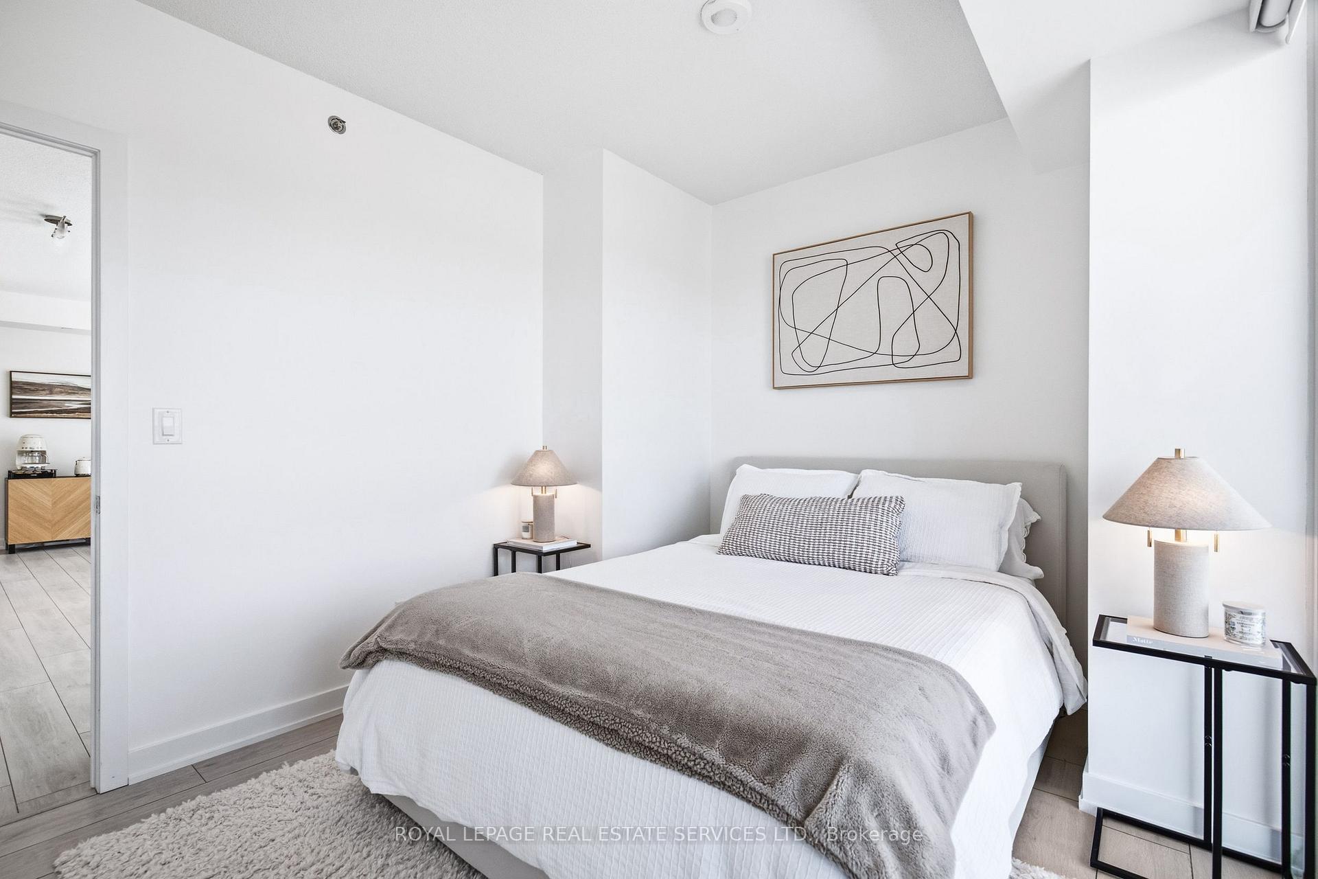 Photo 16 of Unit A607, 3210 Dakota Common, Burlington, Alton — HOMEH