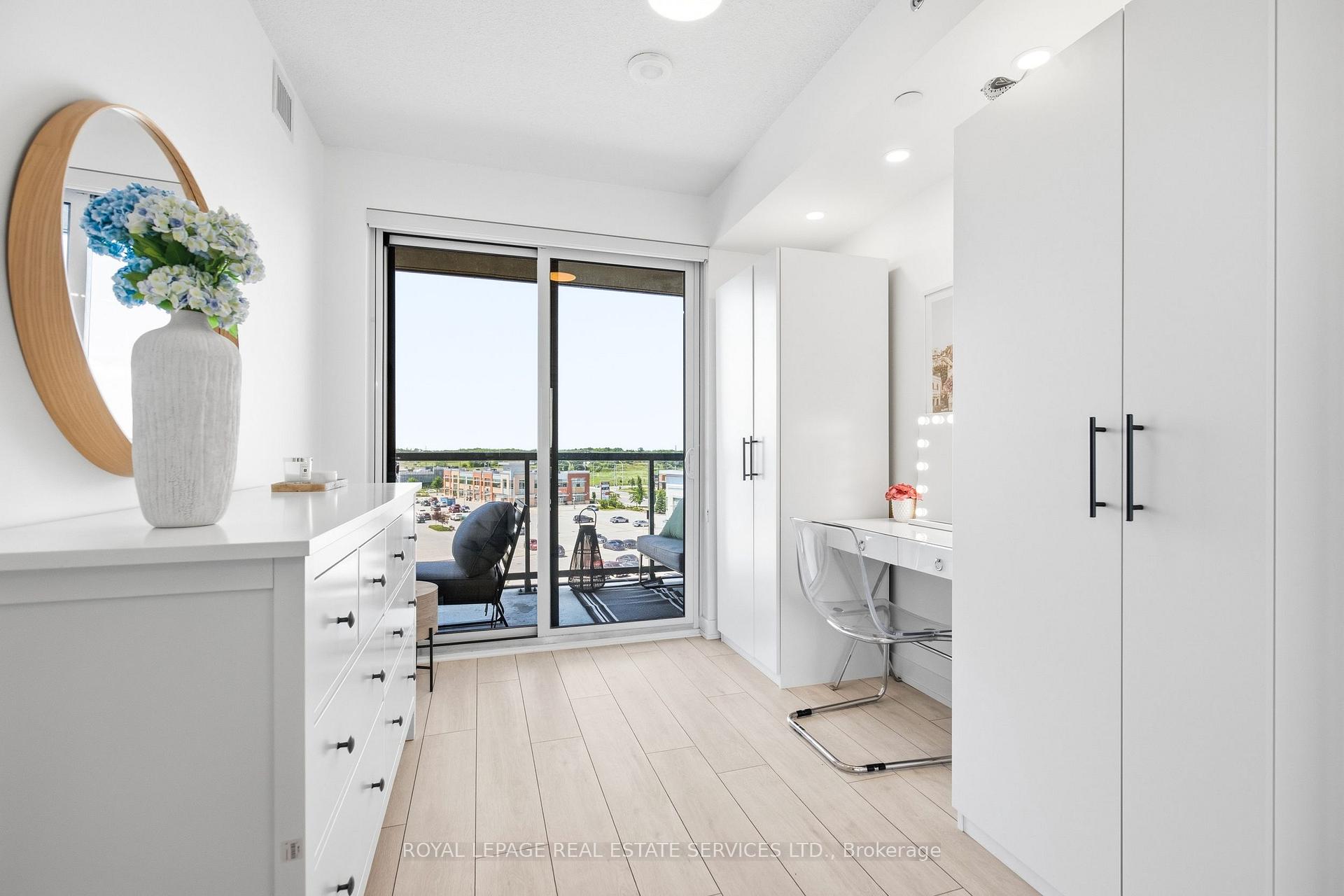 Photo 18 of Unit A607, 3210 Dakota Common, Burlington, Alton — HOMEH