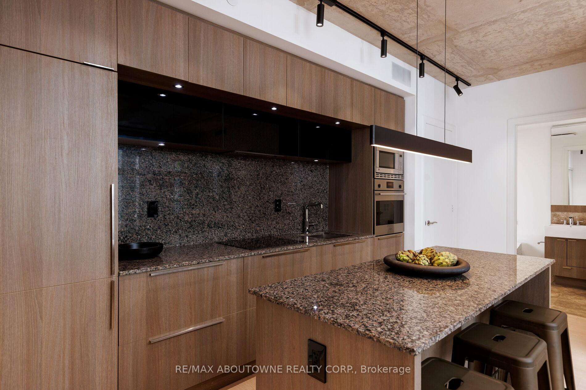 Photo 6 of Unit 2301, 88 Blue Jays Way, Toronto, Waterfront Communities — HOMEH