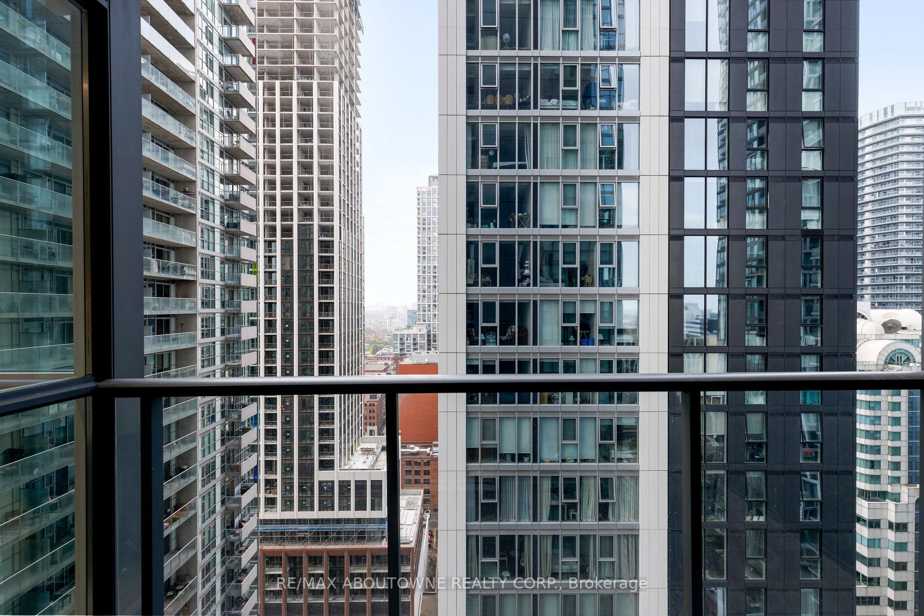 Photo 28 of Unit 2301, 88 Blue Jays Way, Toronto, Waterfront Communities — HOMEH