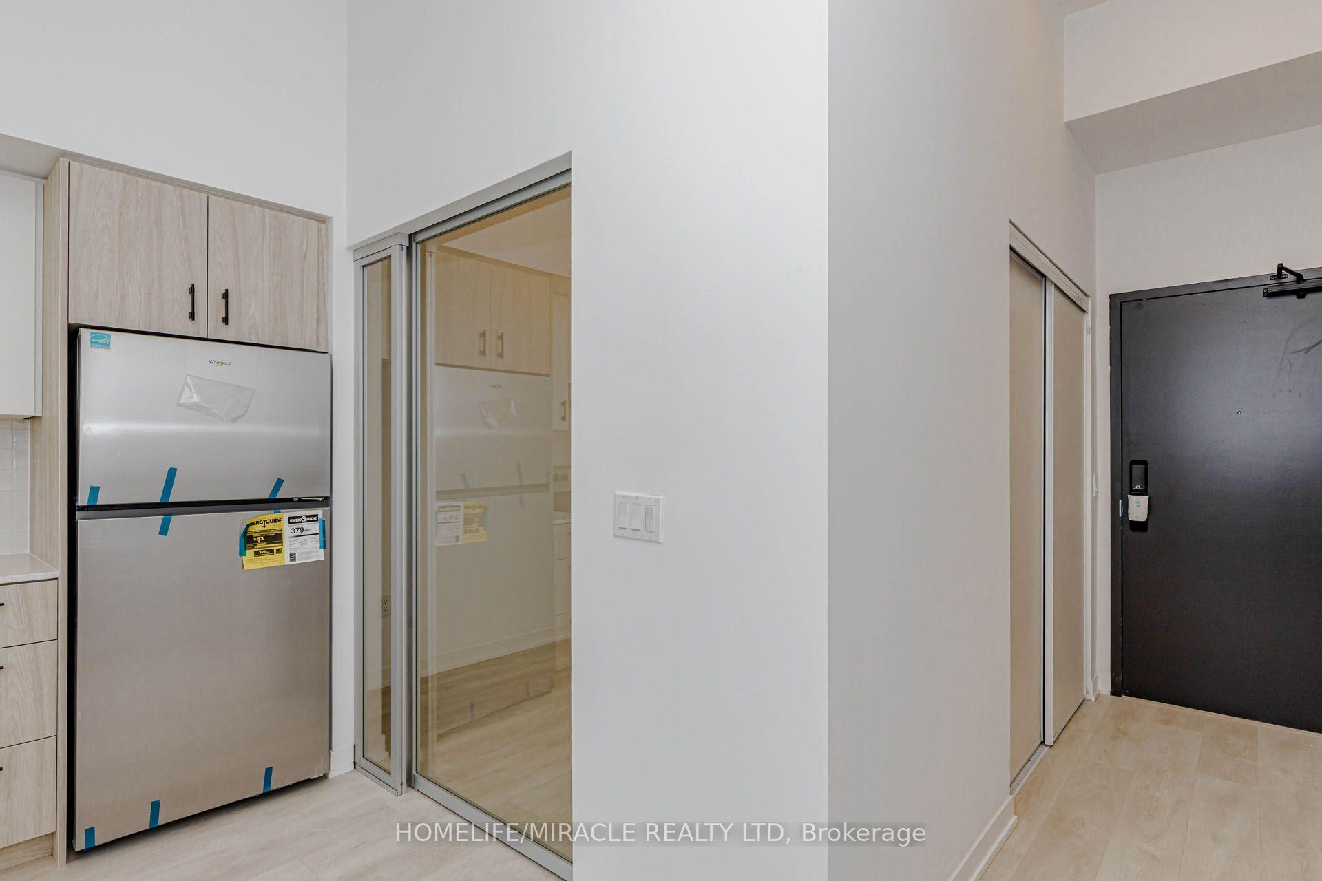 Photo 15 of Unit 515, 4878 Powers Common, Burlington, Alton — HOMEH