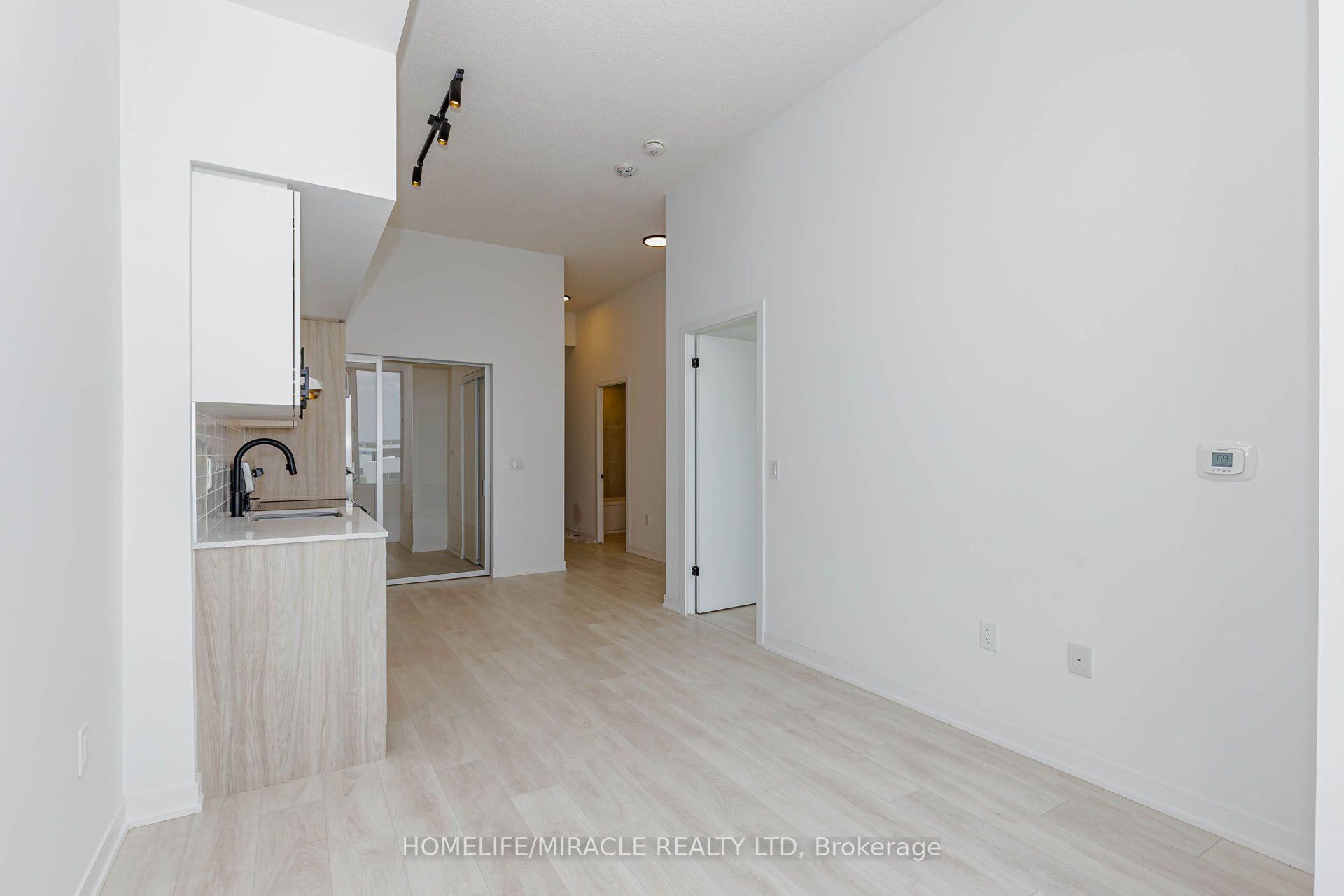 Photo 26 of Unit 515, 4878 Powers Common, Burlington, Alton — HOMEH