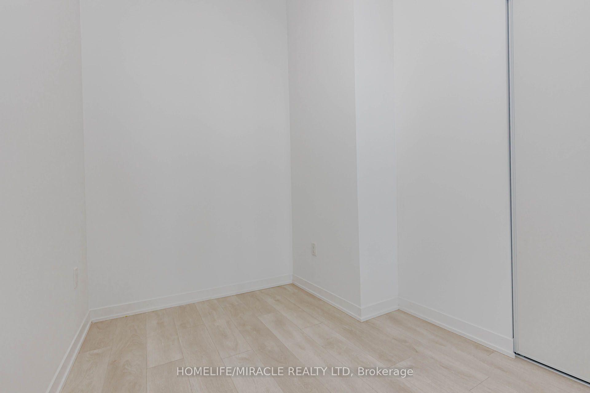 Photo 29 of Unit 515, 4878 Powers Common, Burlington, Alton — HOMEH