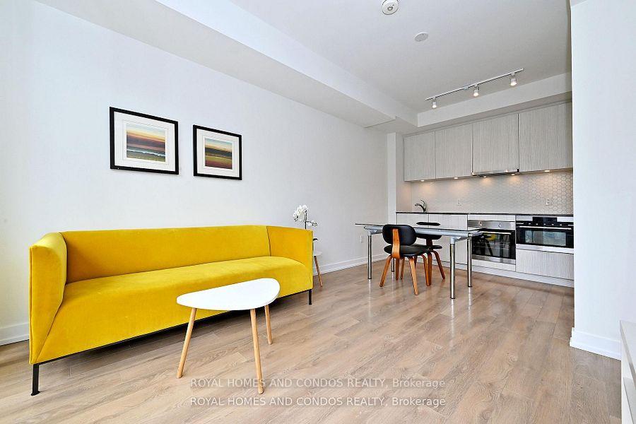 Photo 4 of Unit 908, 158 Front Street E, Toronto, Moss Park — HOMEH