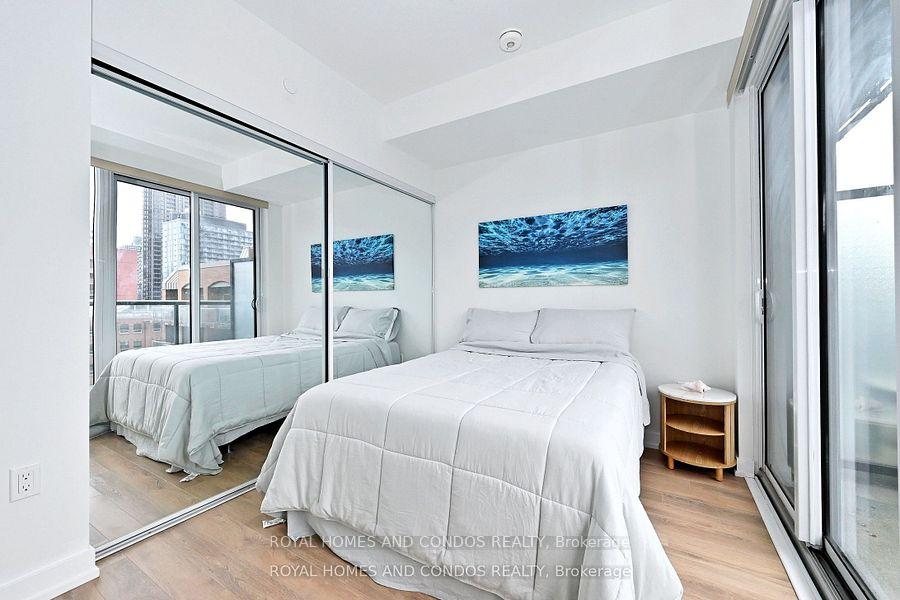 Photo 6 of Unit 908, 158 Front Street E, Toronto, Moss Park — HOMEH