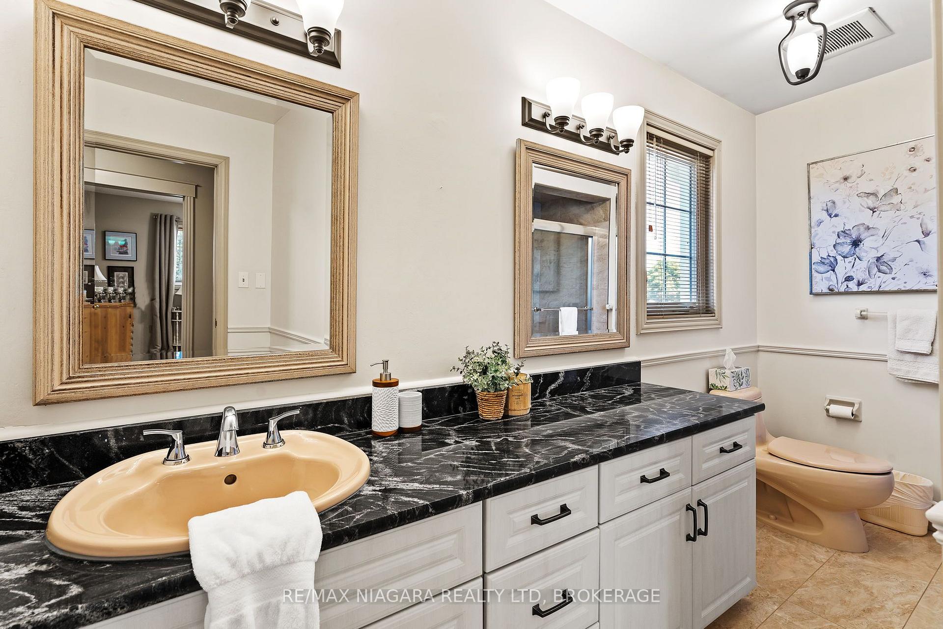 Photo 20 of 6370 Emma Street, Niagara Falls, Stamford — HOMEH