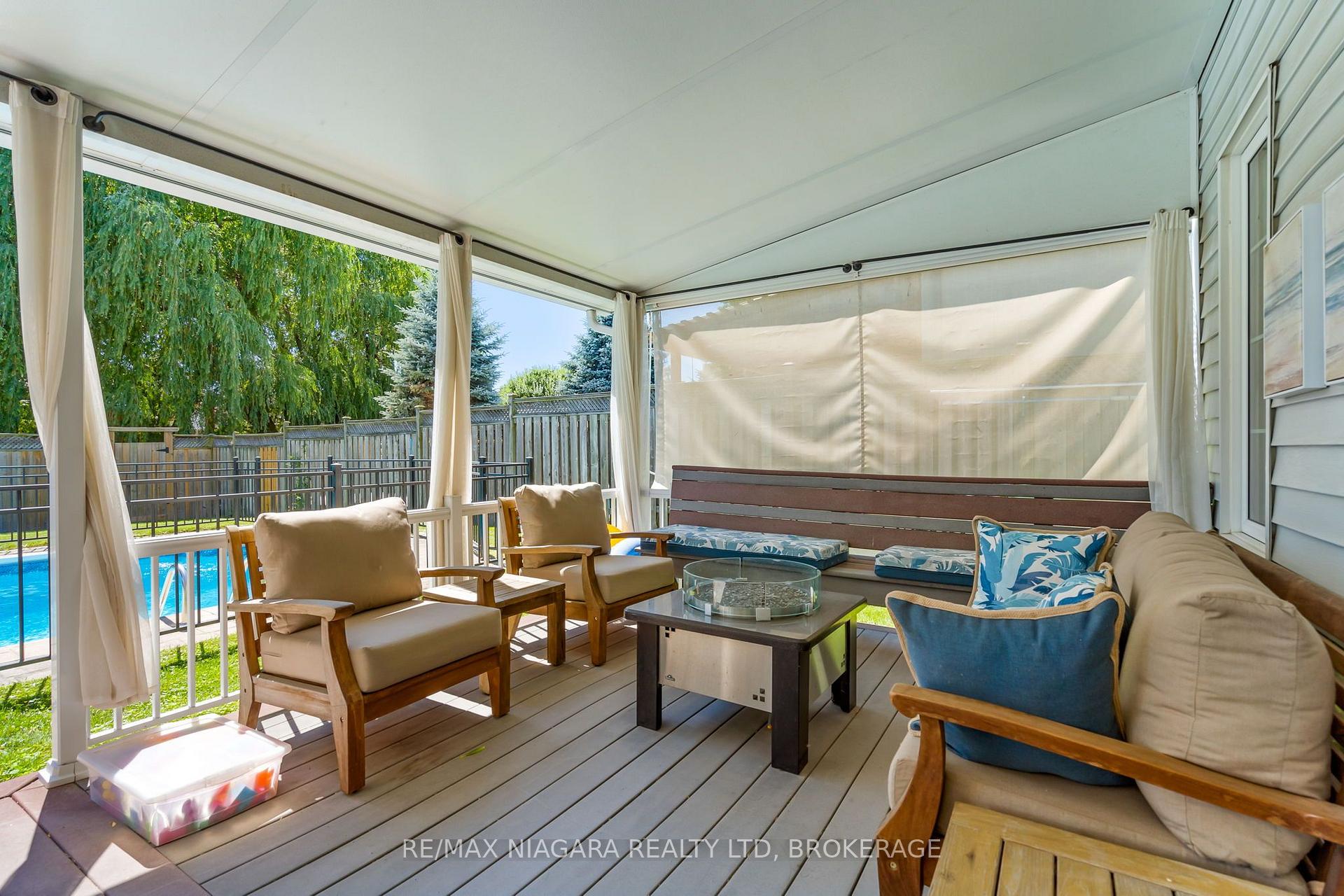Photo 43 of 6370 Emma Street, Niagara Falls, Stamford — HOMEH