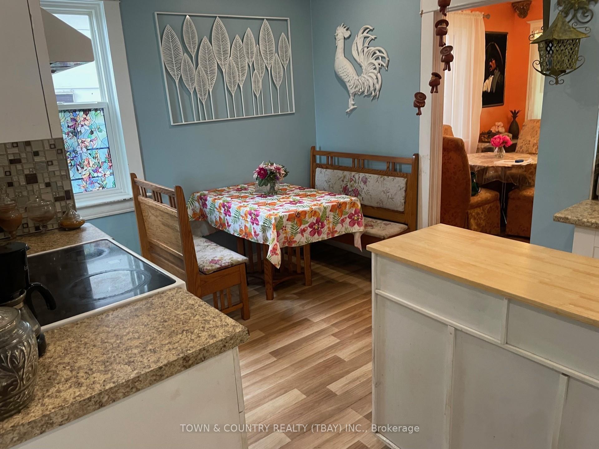 Photo 5 of 528 McDonald Street, Thunder Bay, East End — HOMEH