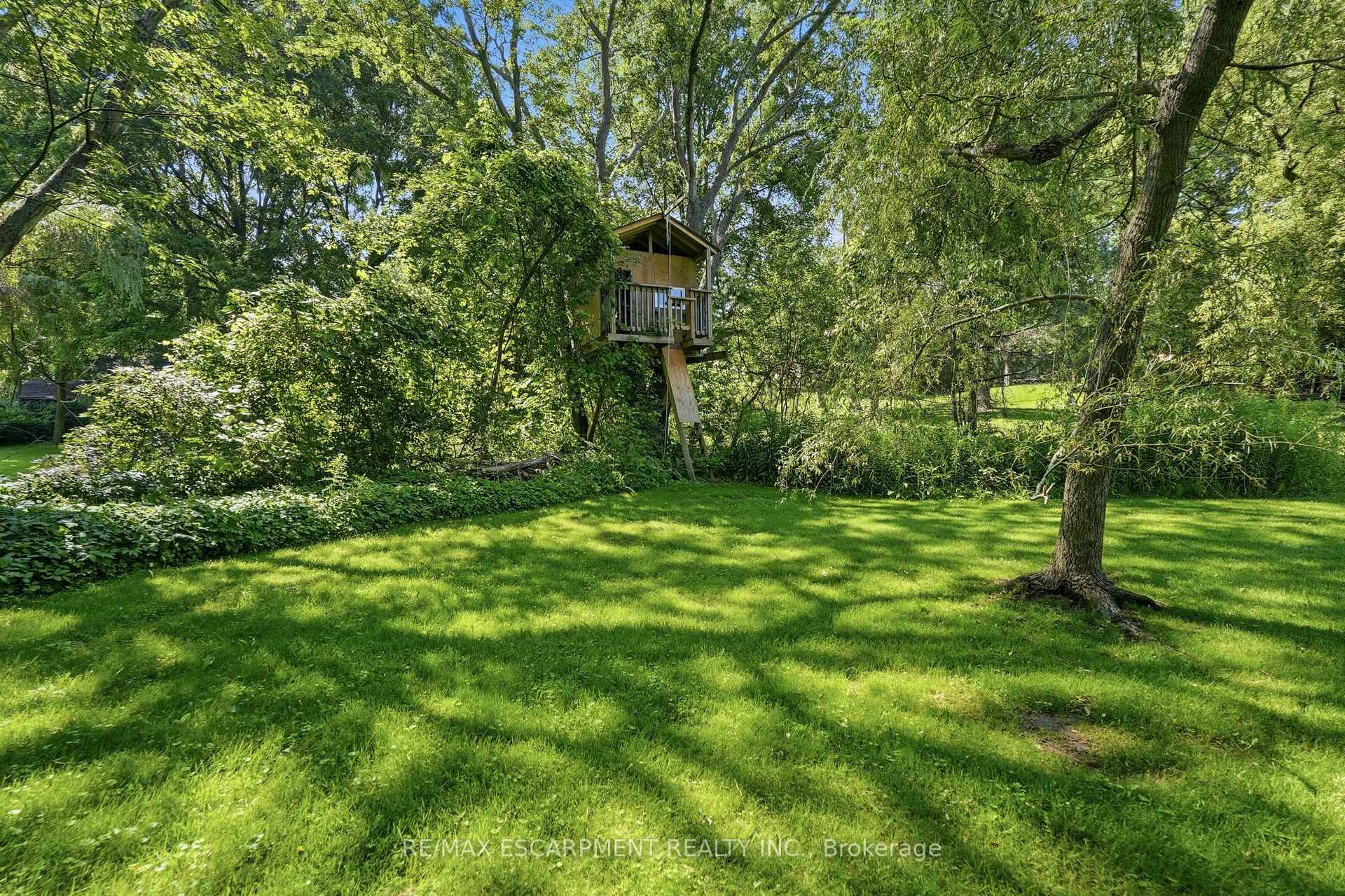 Photo 40 of 22 Rosebough Street, Hamilton, Dundas — HOMEH