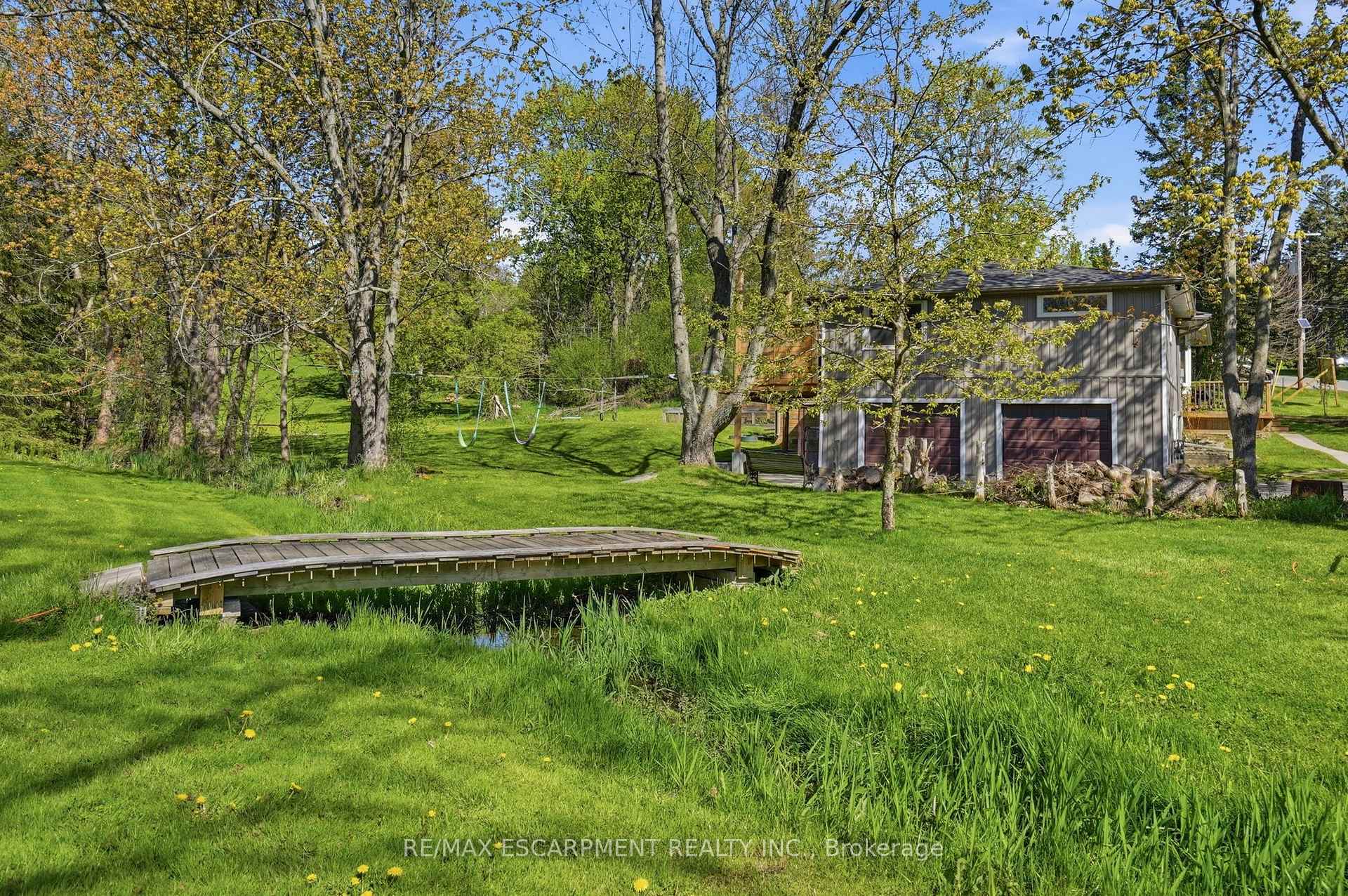 Photo 42 of 22 Rosebough Street, Hamilton, Dundas — HOMEH