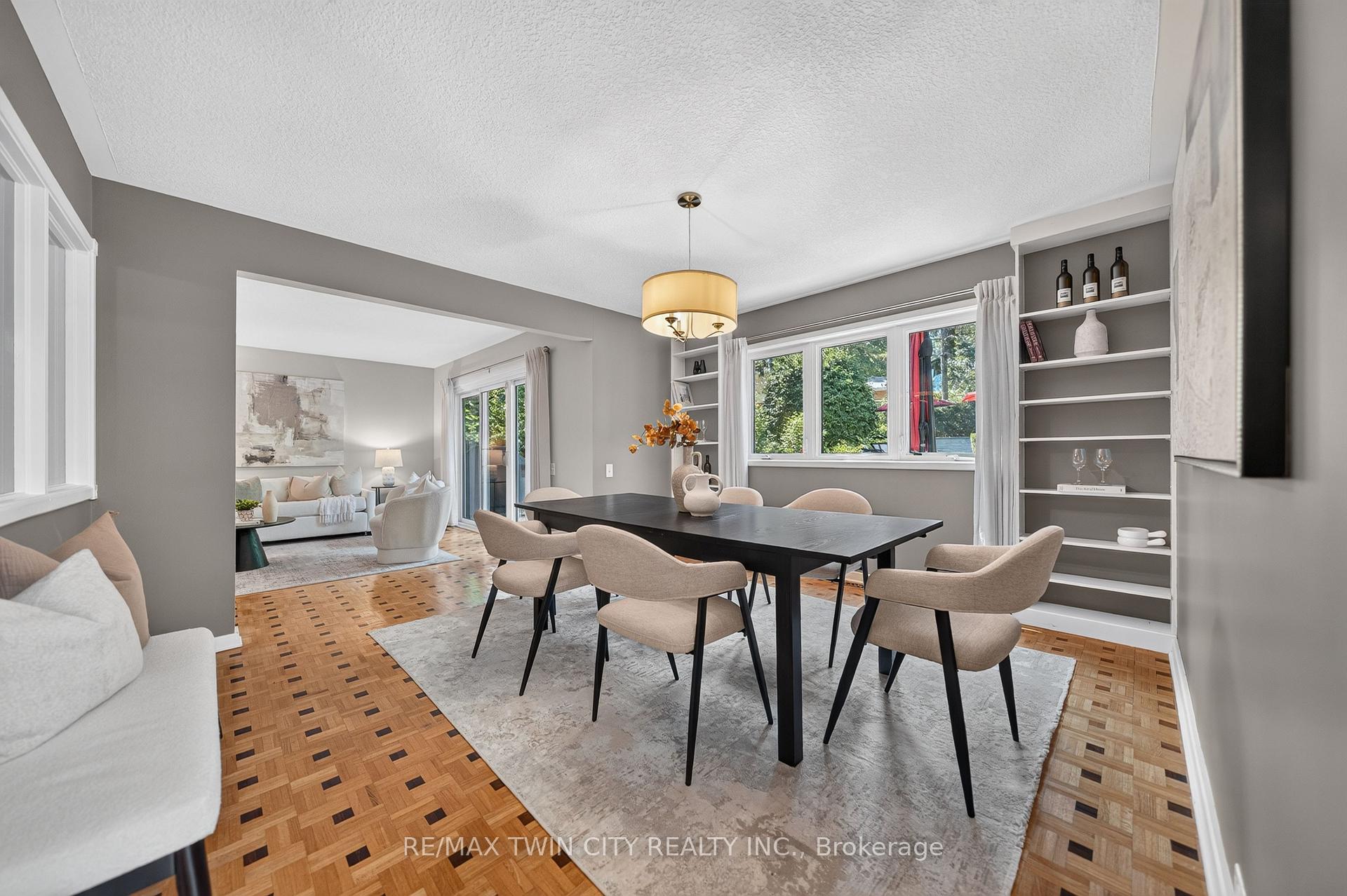 Photo 17 of 337 Marlowe Drive, Waterloo, Beechwood — HOMEH