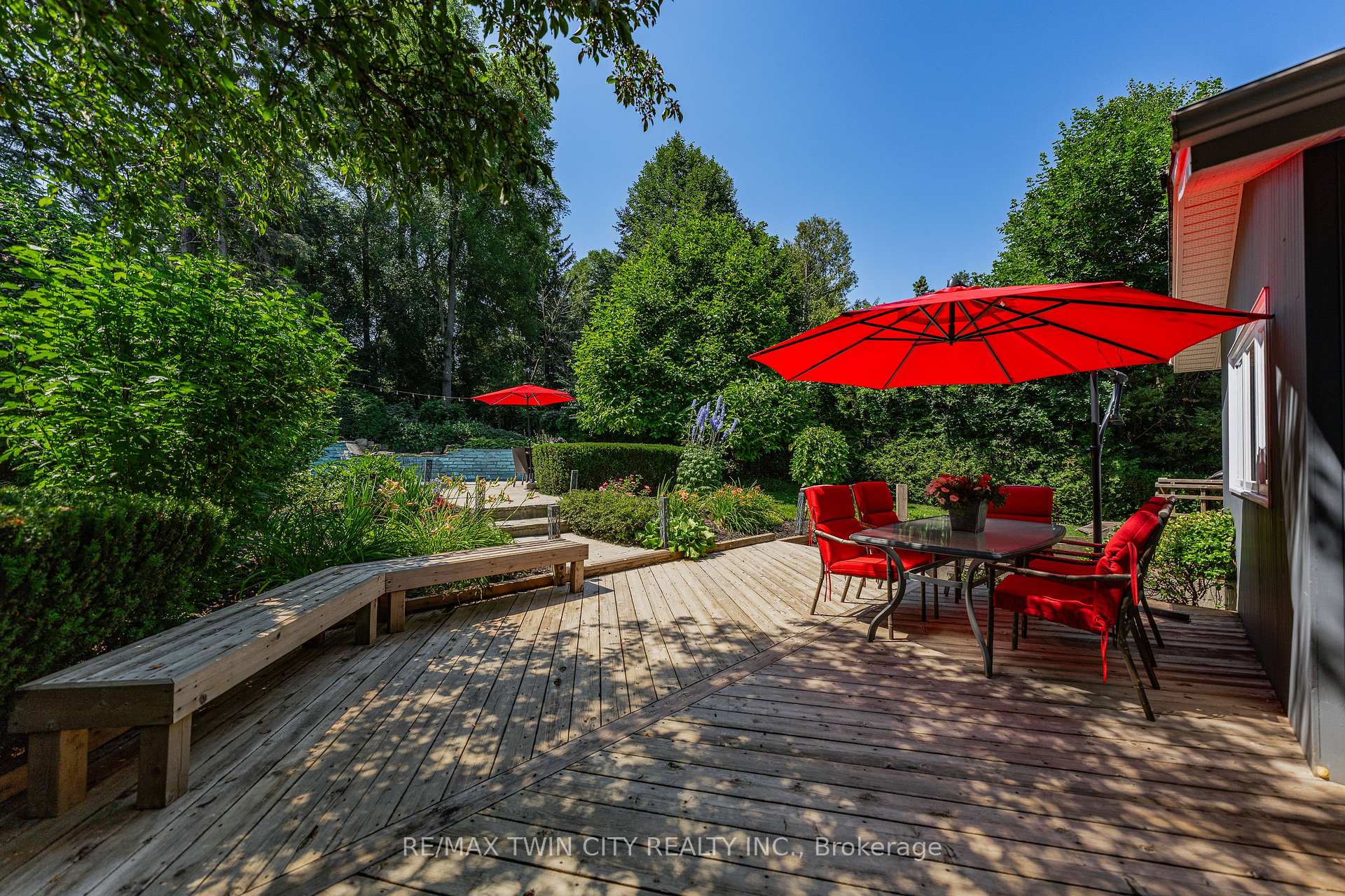 Photo 44 of 337 Marlowe Drive, Waterloo, Beechwood — HOMEH