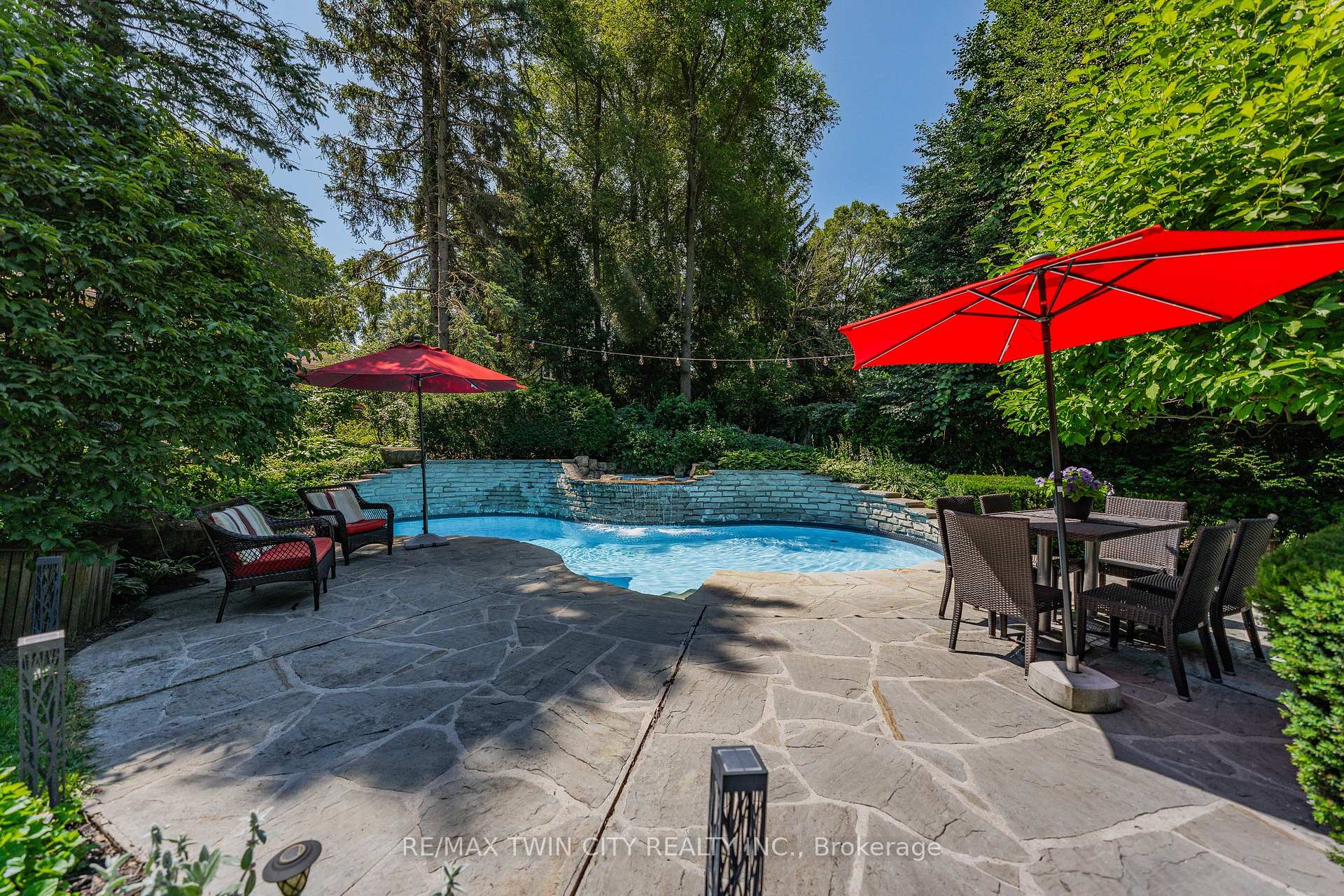 Photo 46 of 337 Marlowe Drive, Waterloo, Beechwood — HOMEH