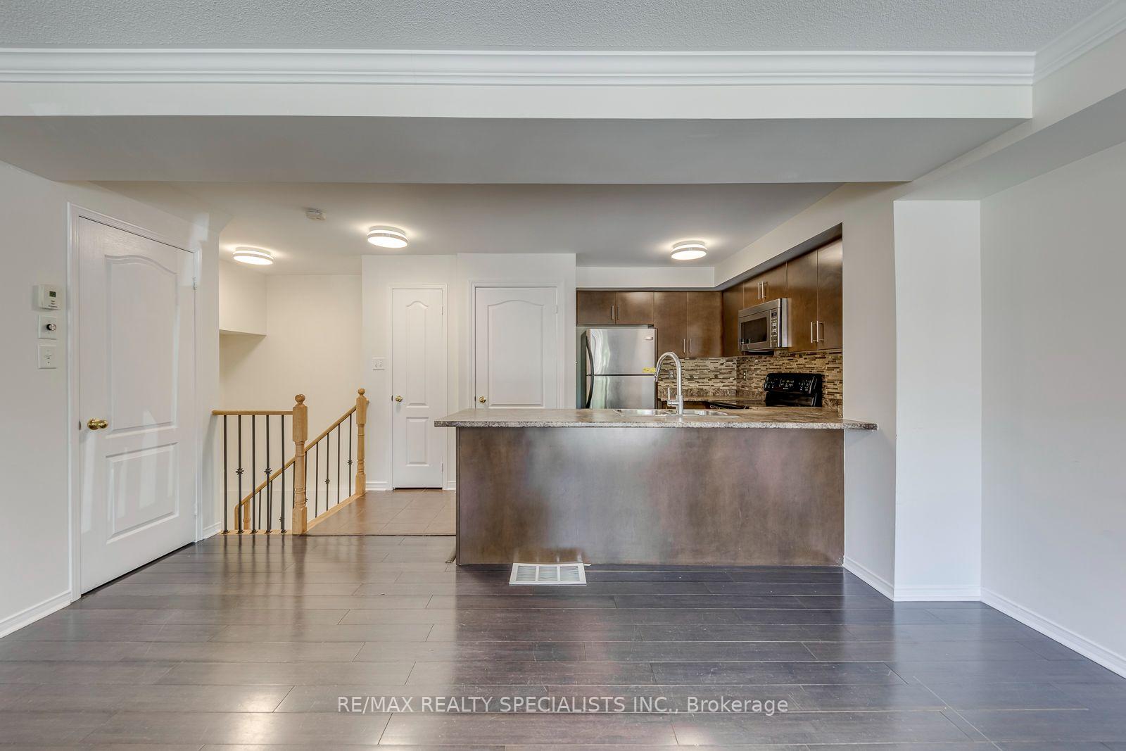 Photo 14 of Unit 3, 3250 Bentley Drive, Mississauga, Churchill Meadows — HOMEH