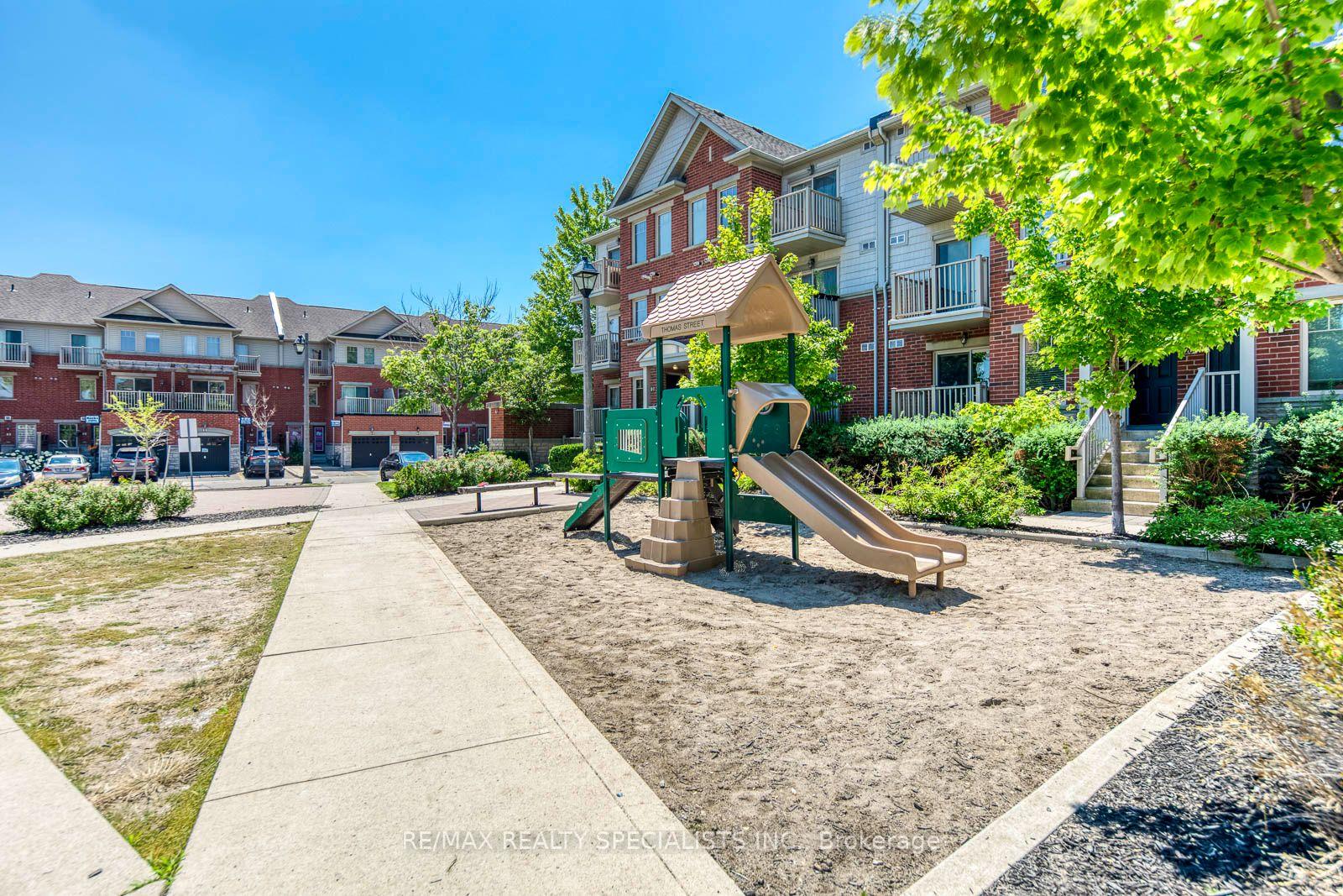 Photo 32 of Unit 3, 3250 Bentley Drive, Mississauga, Churchill Meadows — HOMEH
