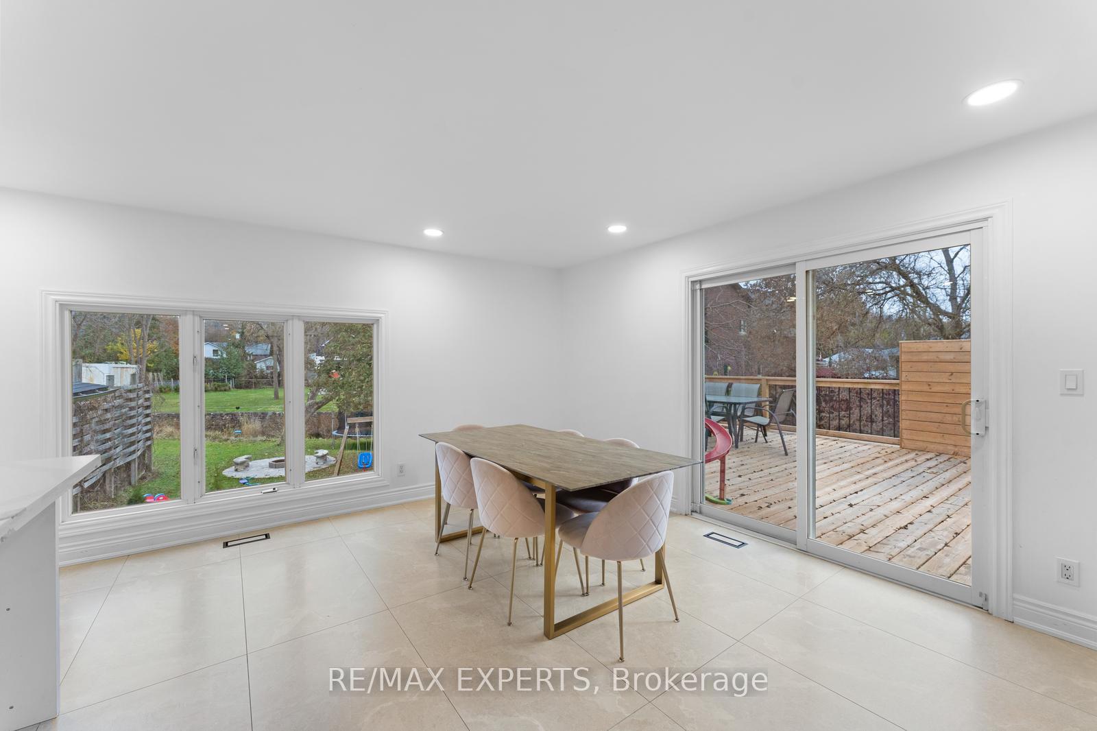 Photo 9 of 142 King Street E, Caledon, Bolton East — HOMEH