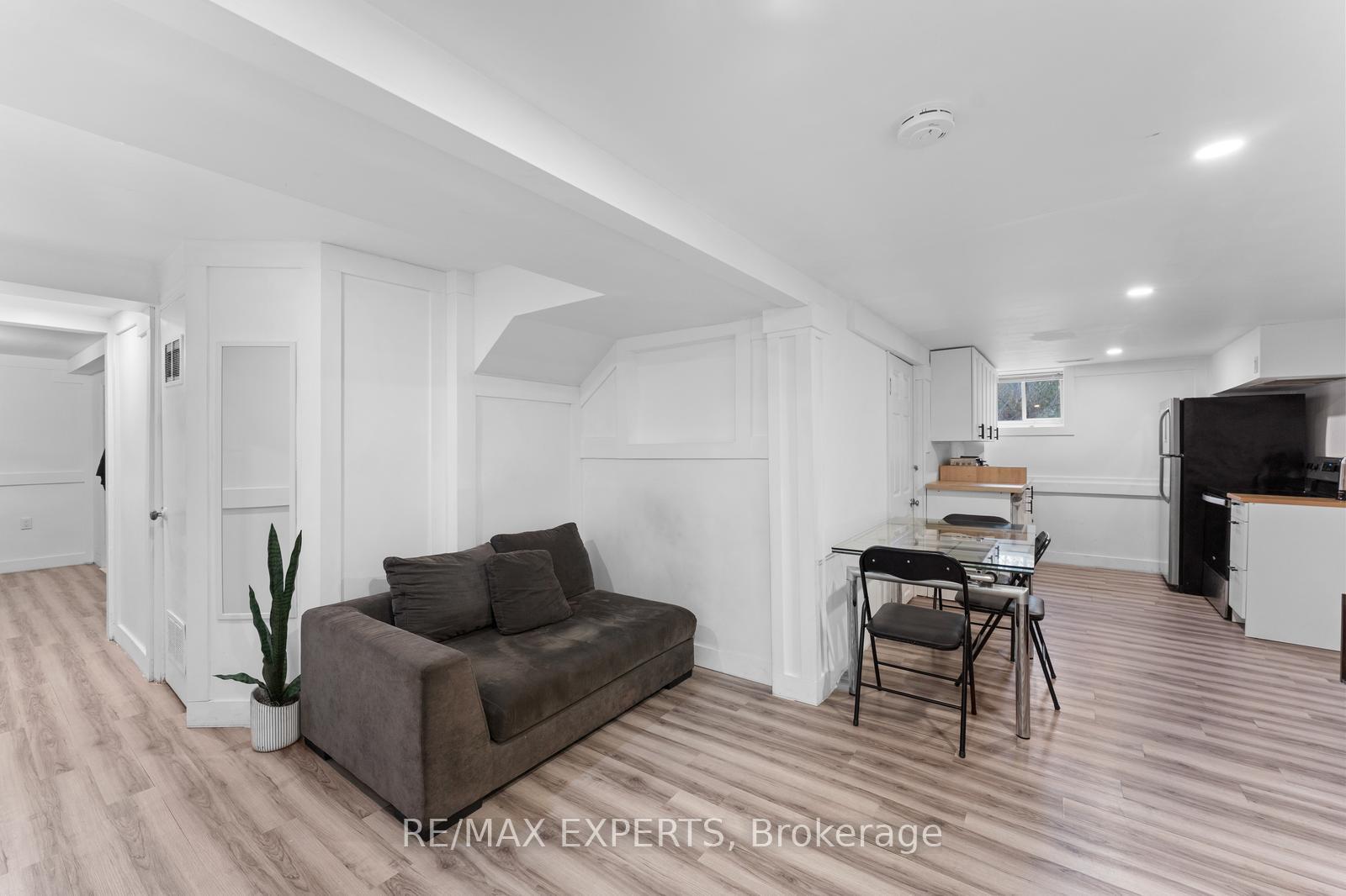 Photo 18 of 142 King Street E, Caledon, Bolton East — HOMEH
