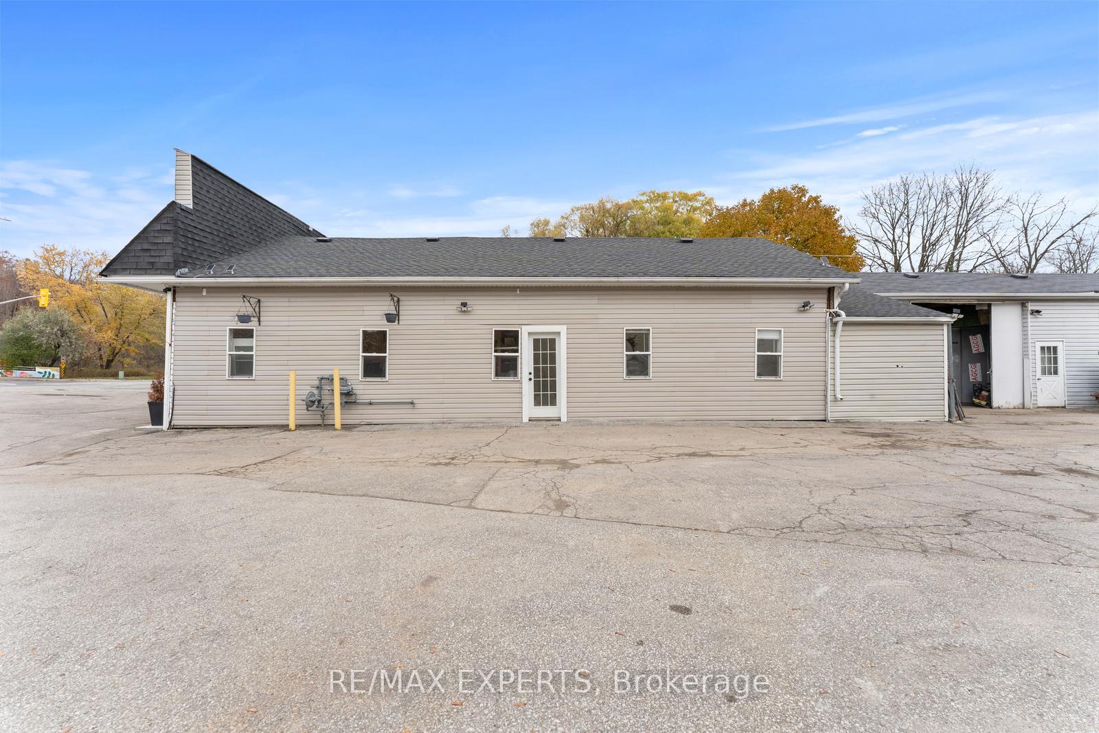Photo 37 of 142 King Street E, Caledon, Bolton East — HOMEH