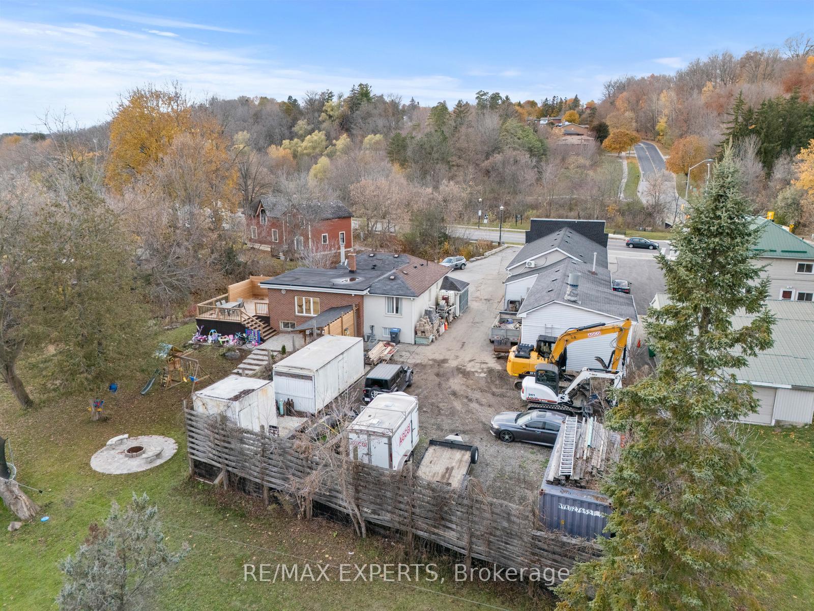 Photo 46 of 142 King Street E, Caledon, Bolton East — HOMEH
