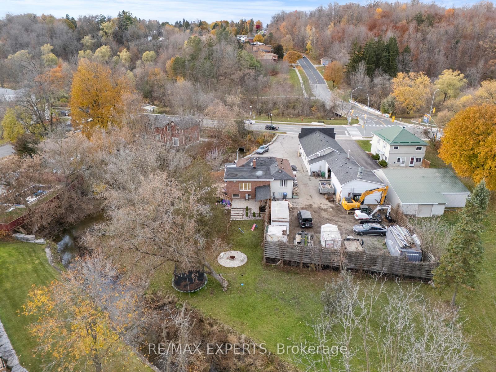 Photo 47 of 142 King Street E, Caledon, Bolton East — HOMEH