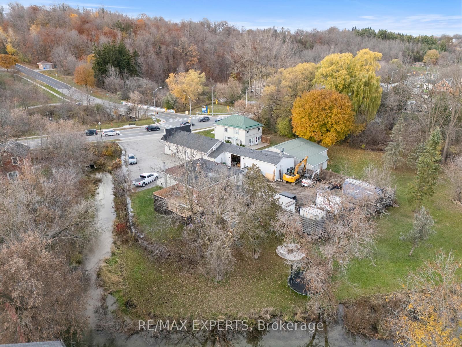 Photo 48 of 142 King Street E, Caledon, Bolton East — HOMEH