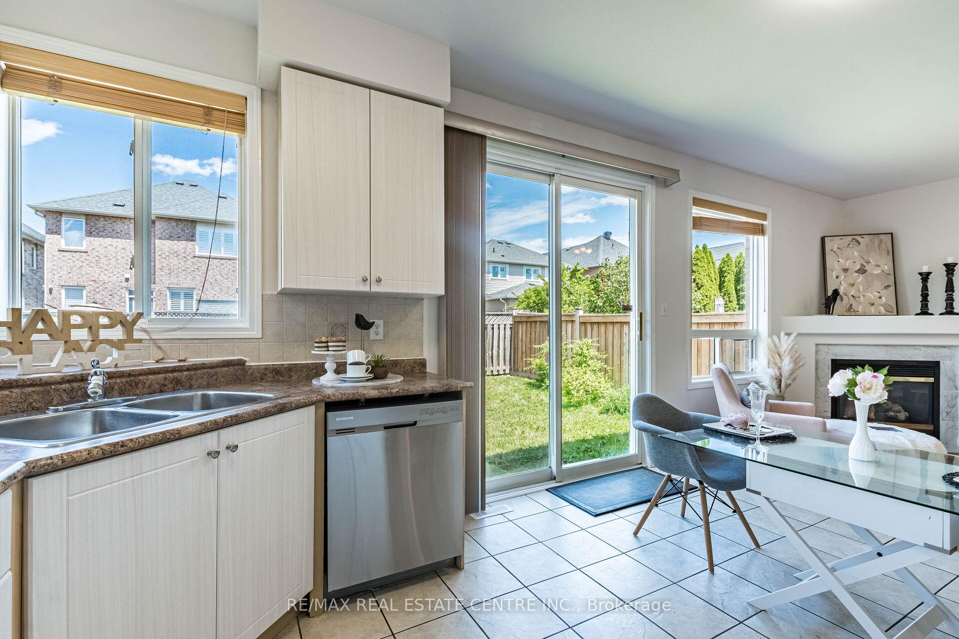 Photo 16 of 5981 Couples Street, Mississauga, East Credit — HOMEH