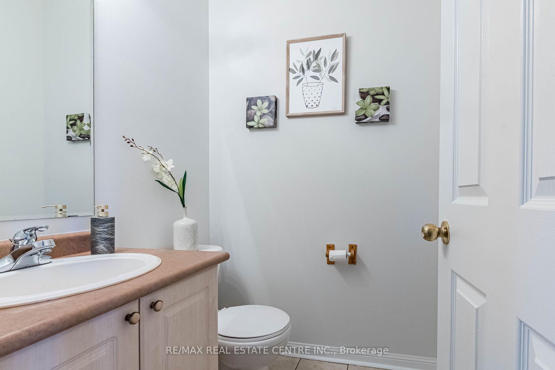 Photo 17 of 5981 Couples Street, Mississauga, East Credit — HOMEH
