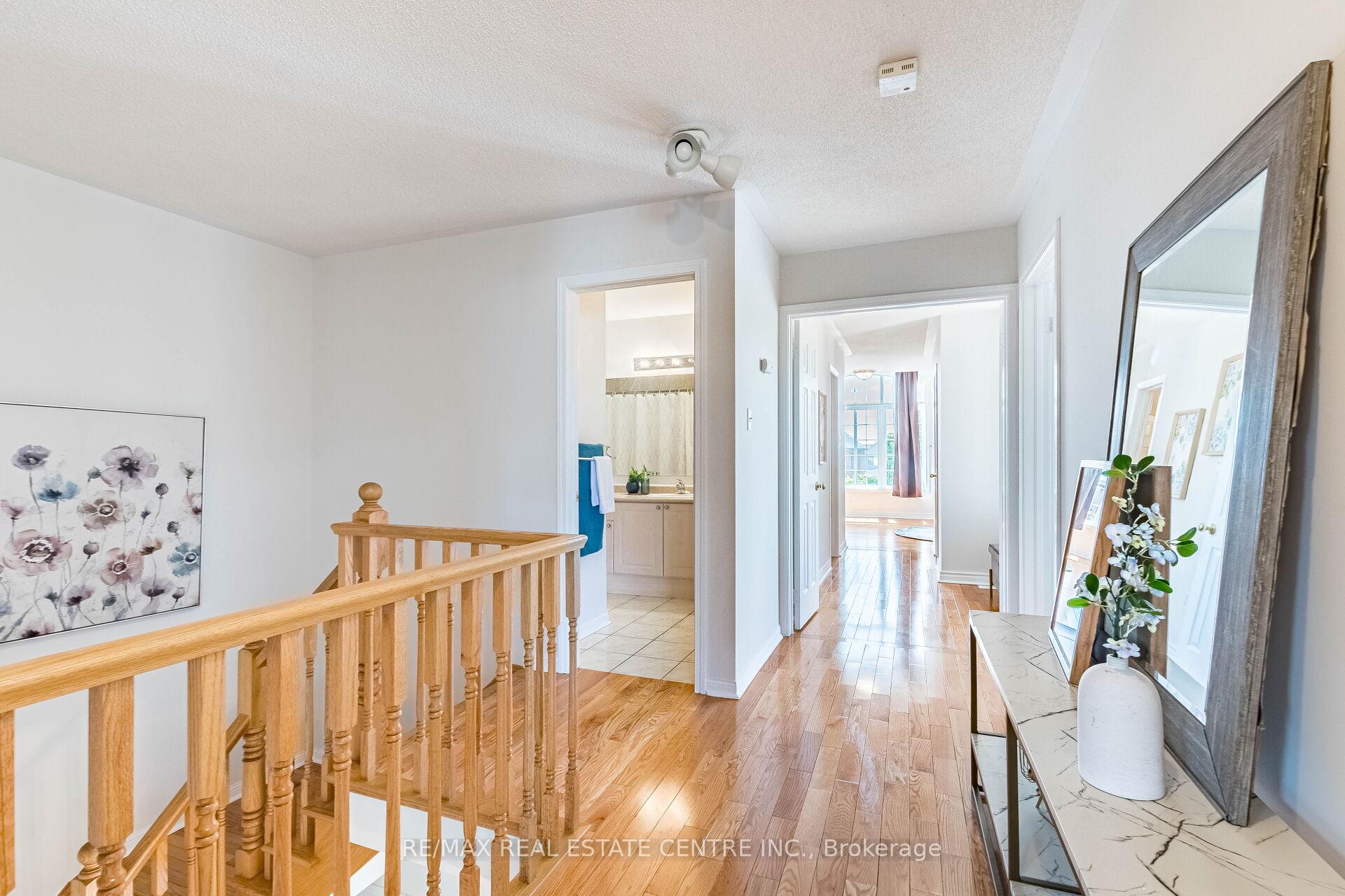 Photo 19 of 5981 Couples Street, Mississauga, East Credit — HOMEH