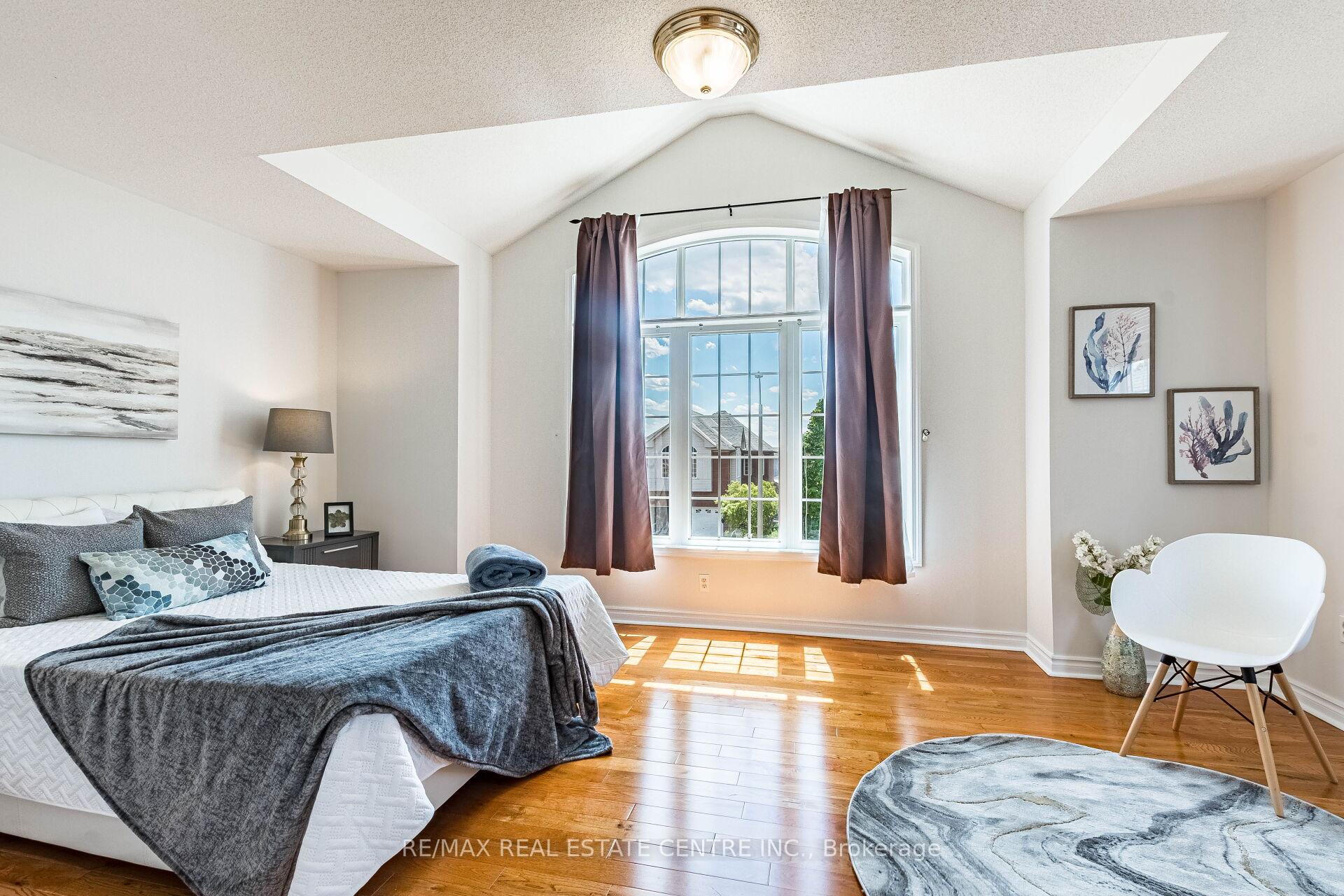 Photo 20 of 5981 Couples Street, Mississauga, East Credit — HOMEH