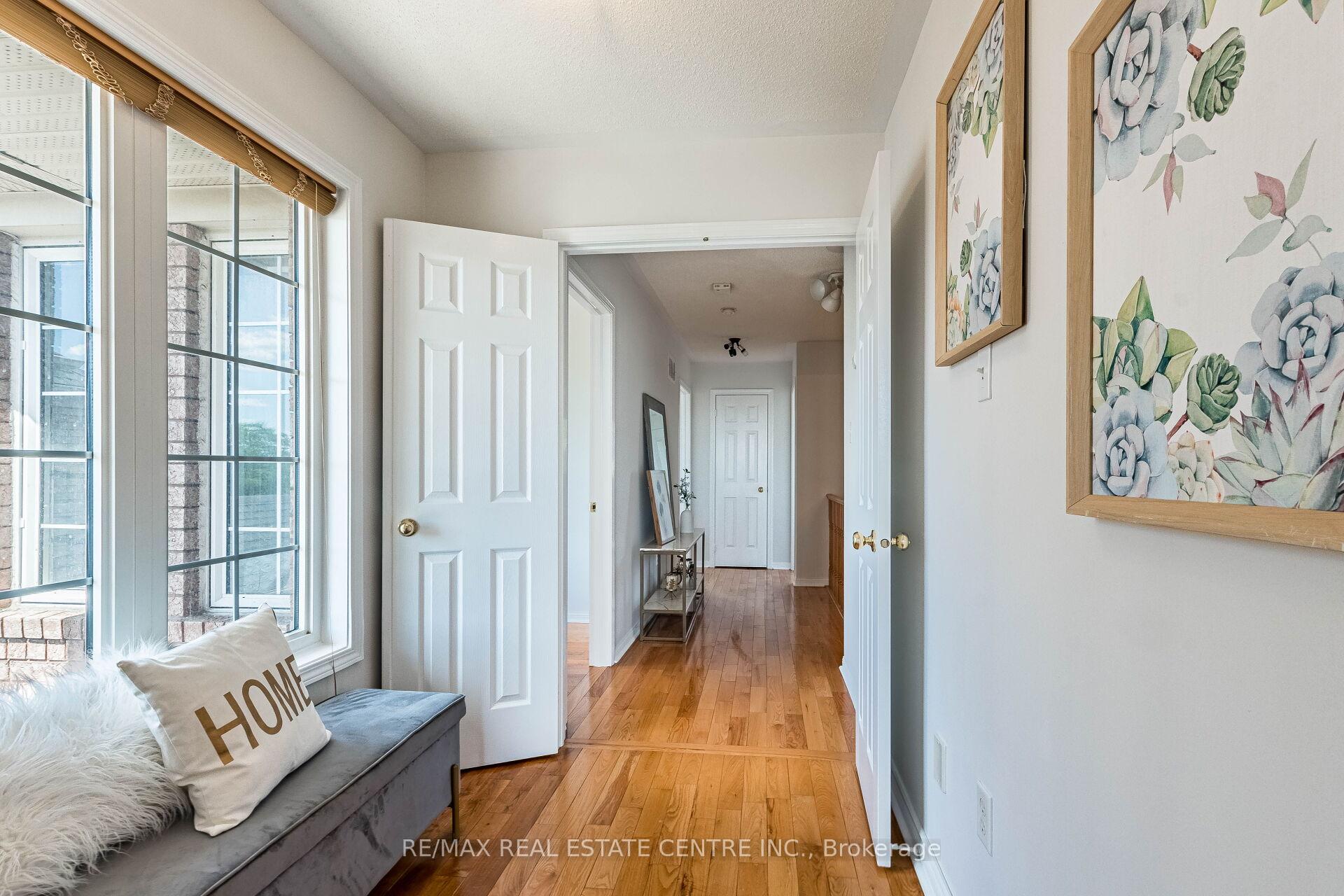 Photo 24 of 5981 Couples Street, Mississauga, East Credit — HOMEH