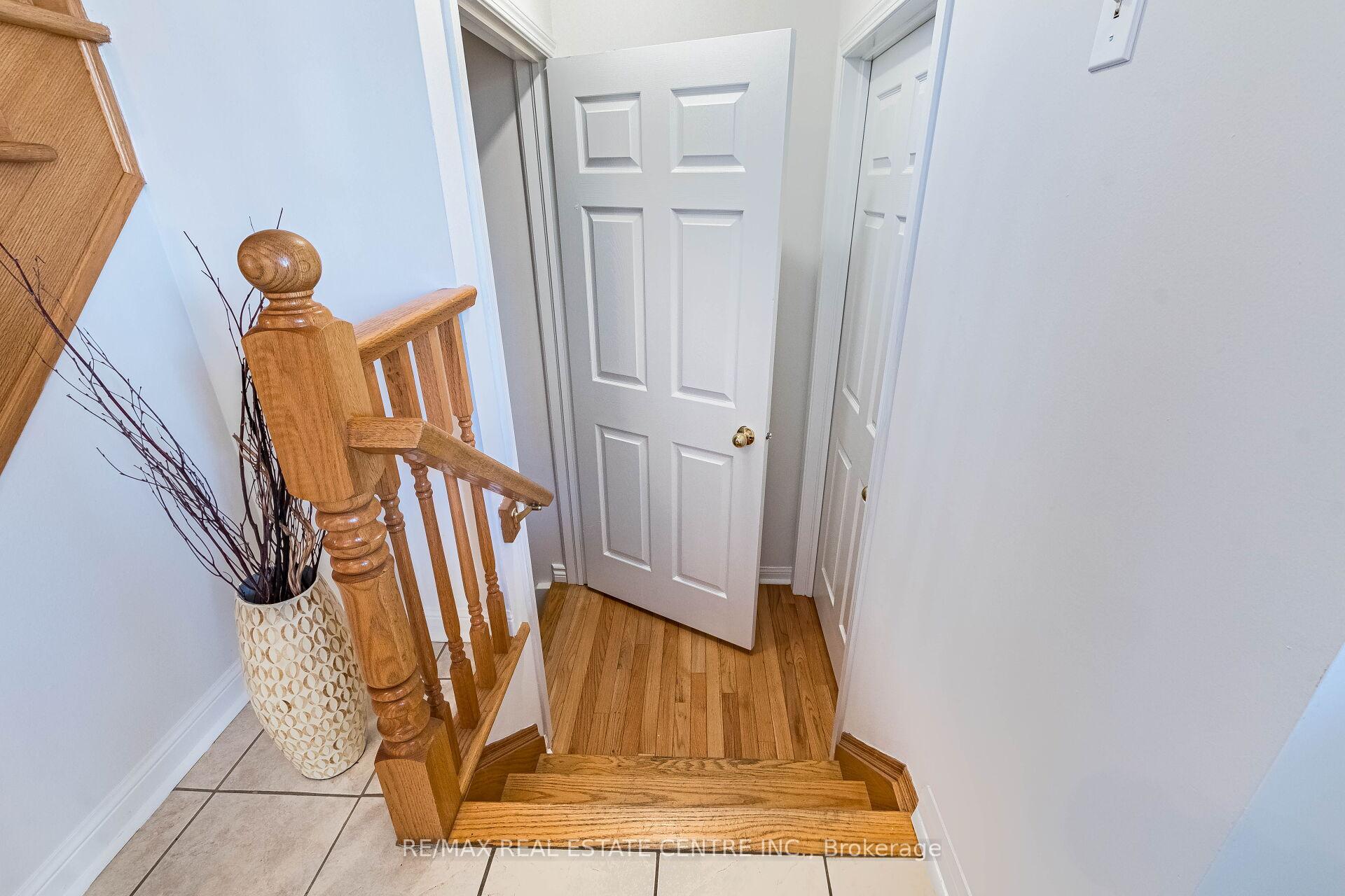 Photo 29 of 5981 Couples Street, Mississauga, East Credit — HOMEH