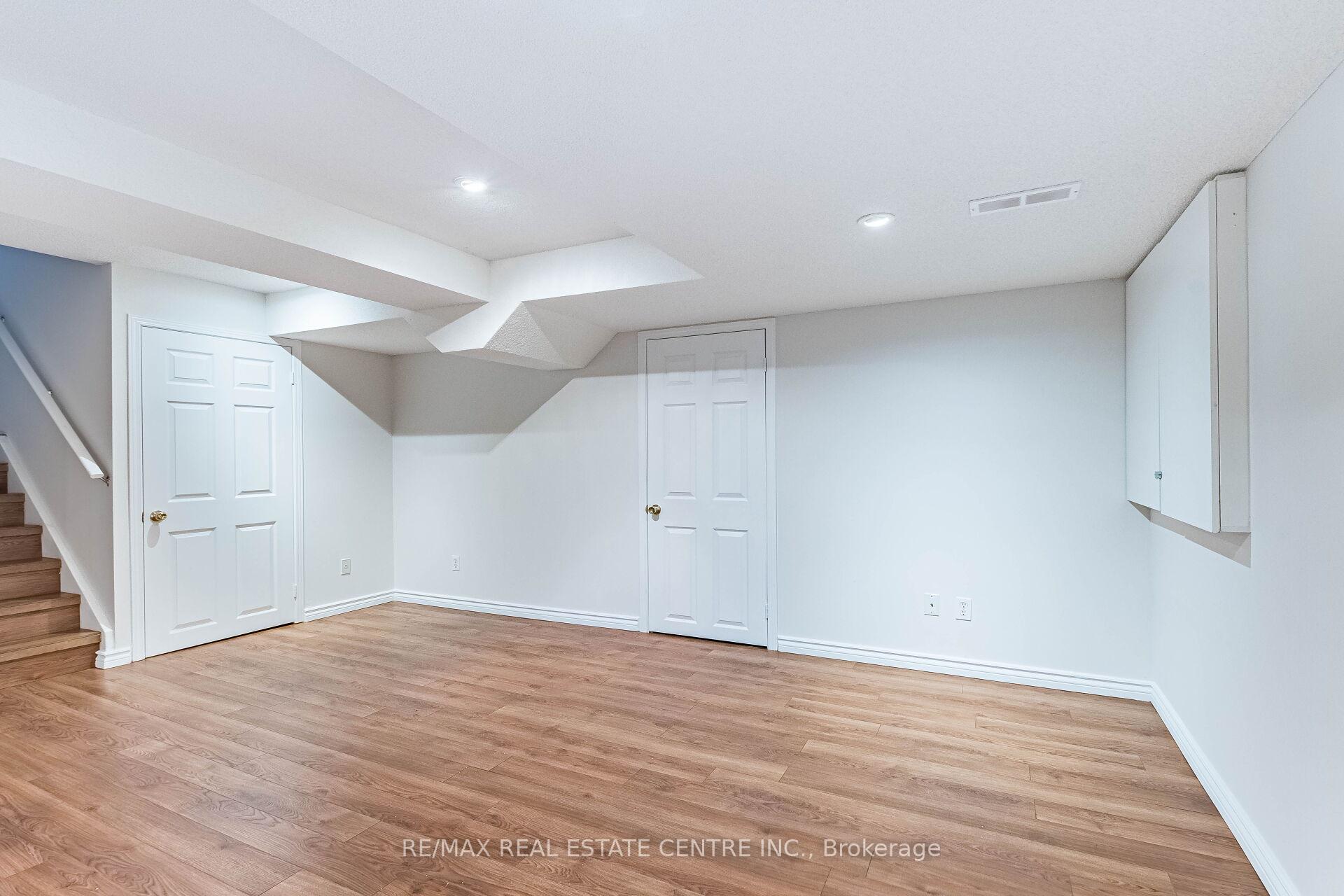 Photo 30 of 5981 Couples Street, Mississauga, East Credit — HOMEH