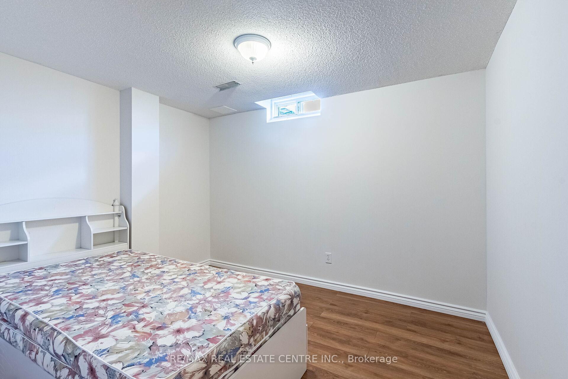 Photo 31 of 5981 Couples Street, Mississauga, East Credit — HOMEH