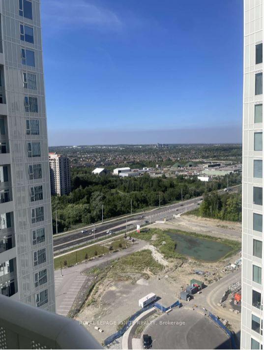 Photo 2 of Unit 2315, 10 Abeja Street, Vaughan, Concord — HOMEH