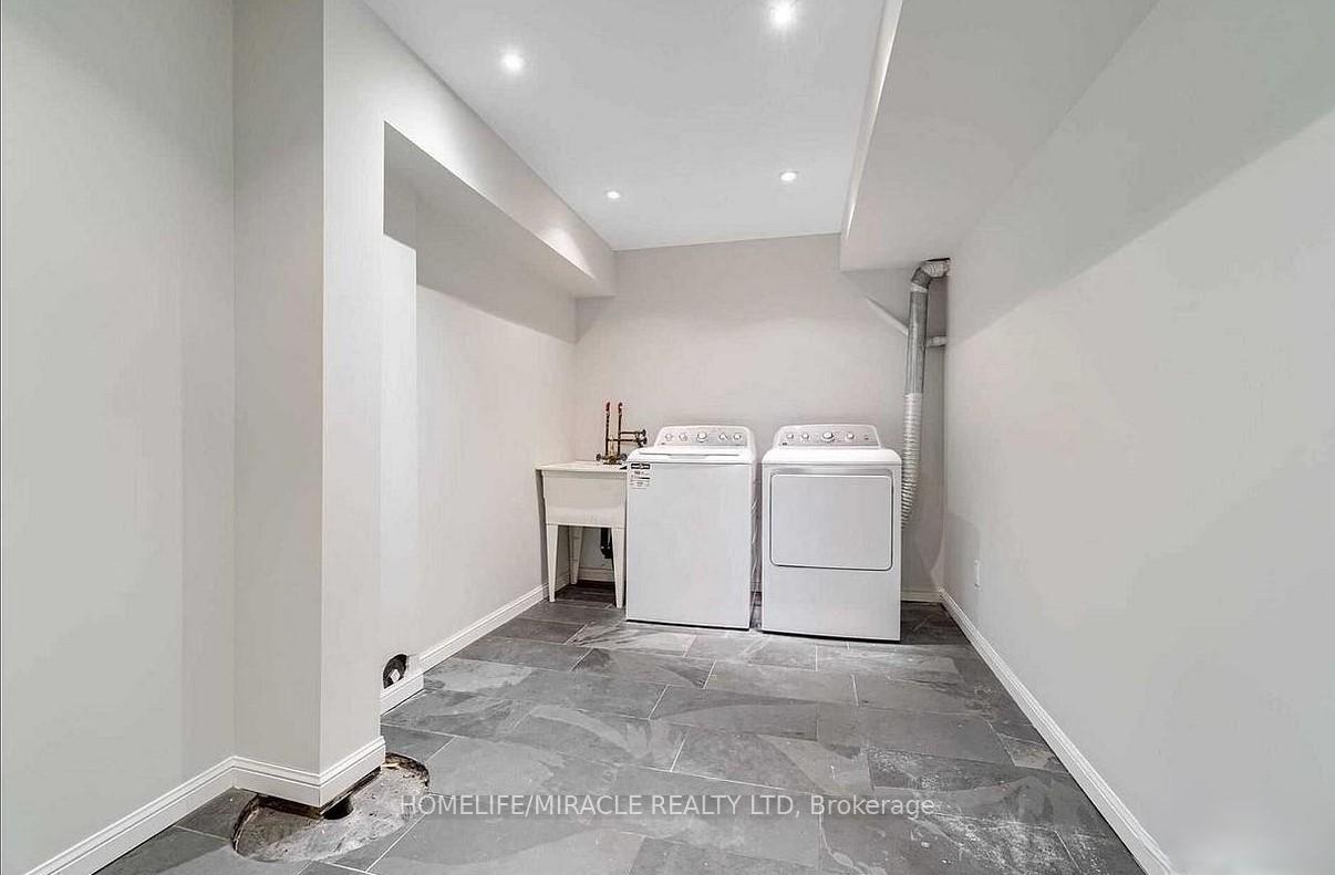 Photo 17 of 1439 Costigan Road, Milton, Clarke — HOMEH