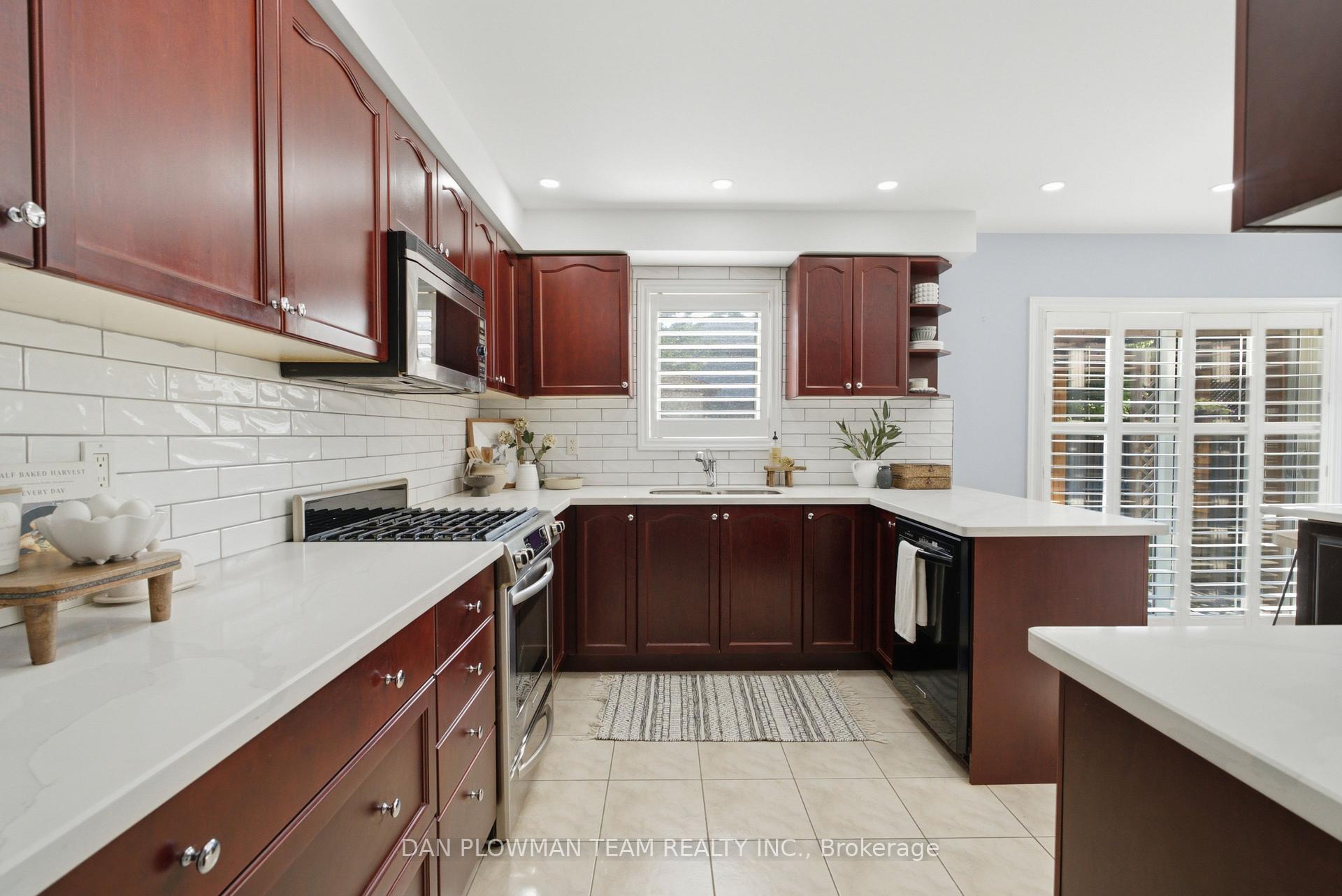 Photo 7 of 679 Oxbow Crescent, Oshawa, Eastdale — HOMEH