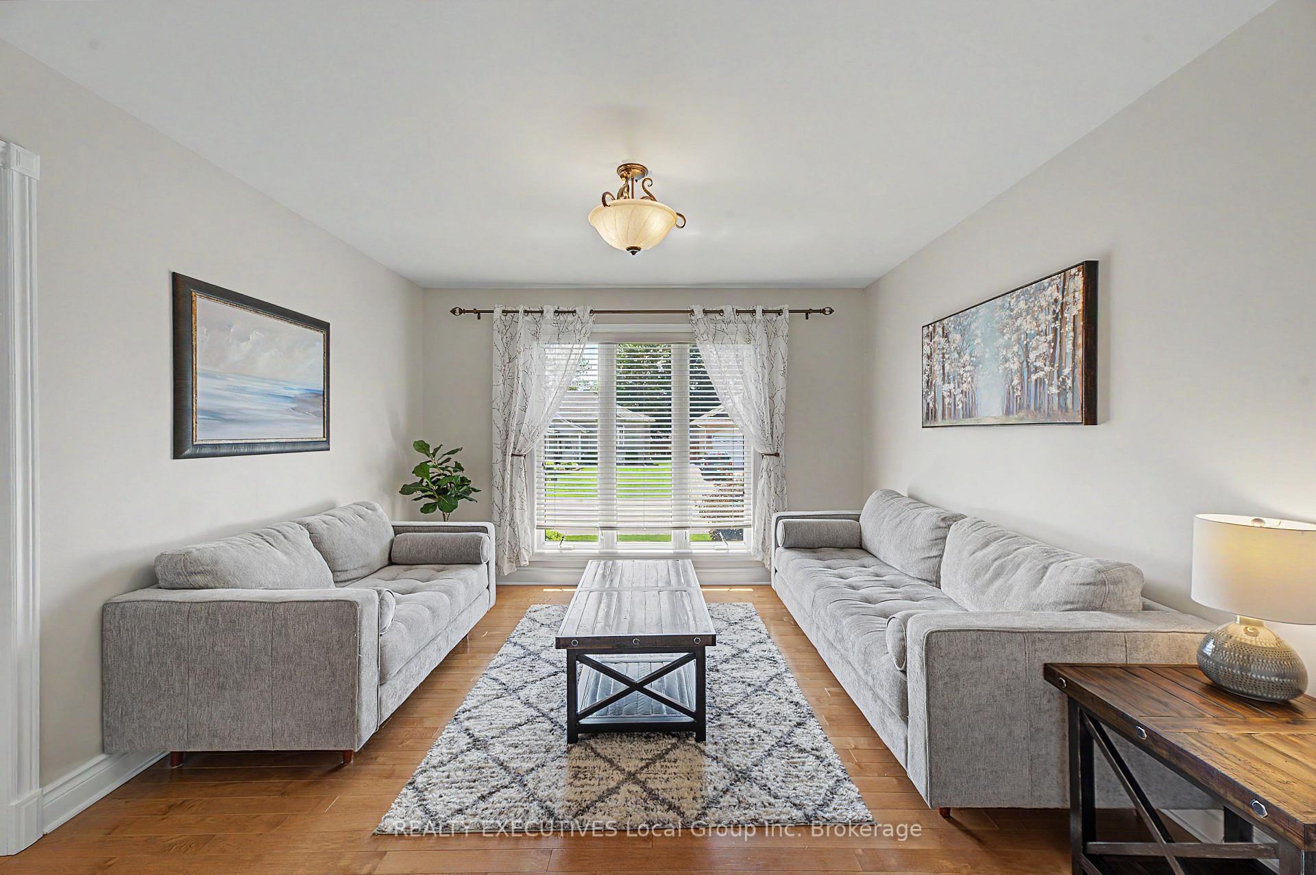 Photo 16 of 16 Vermont Crescent, North Bay, Airport — HOMEH