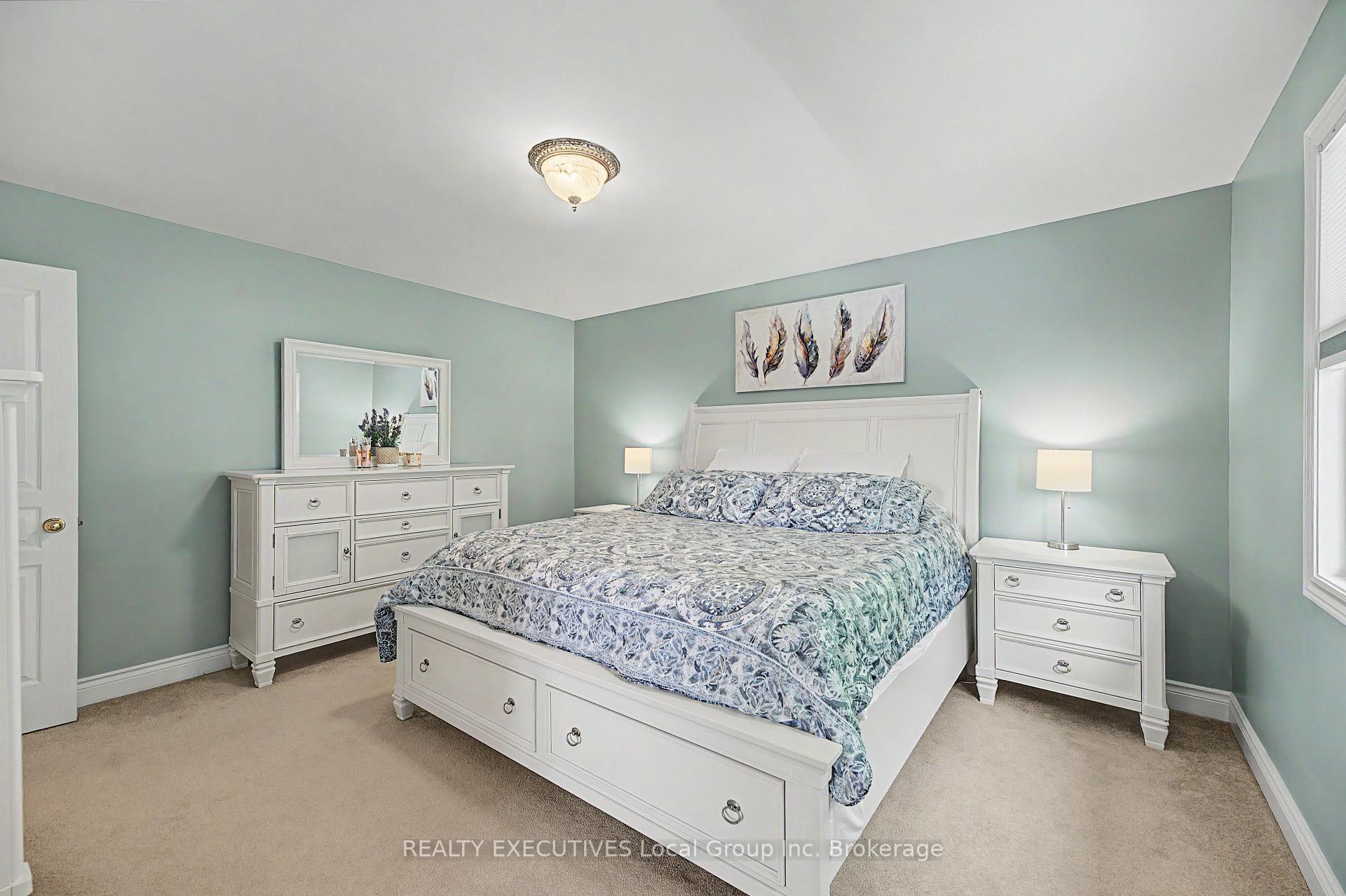 Photo 19 of 16 Vermont Crescent, North Bay, Airport — HOMEH