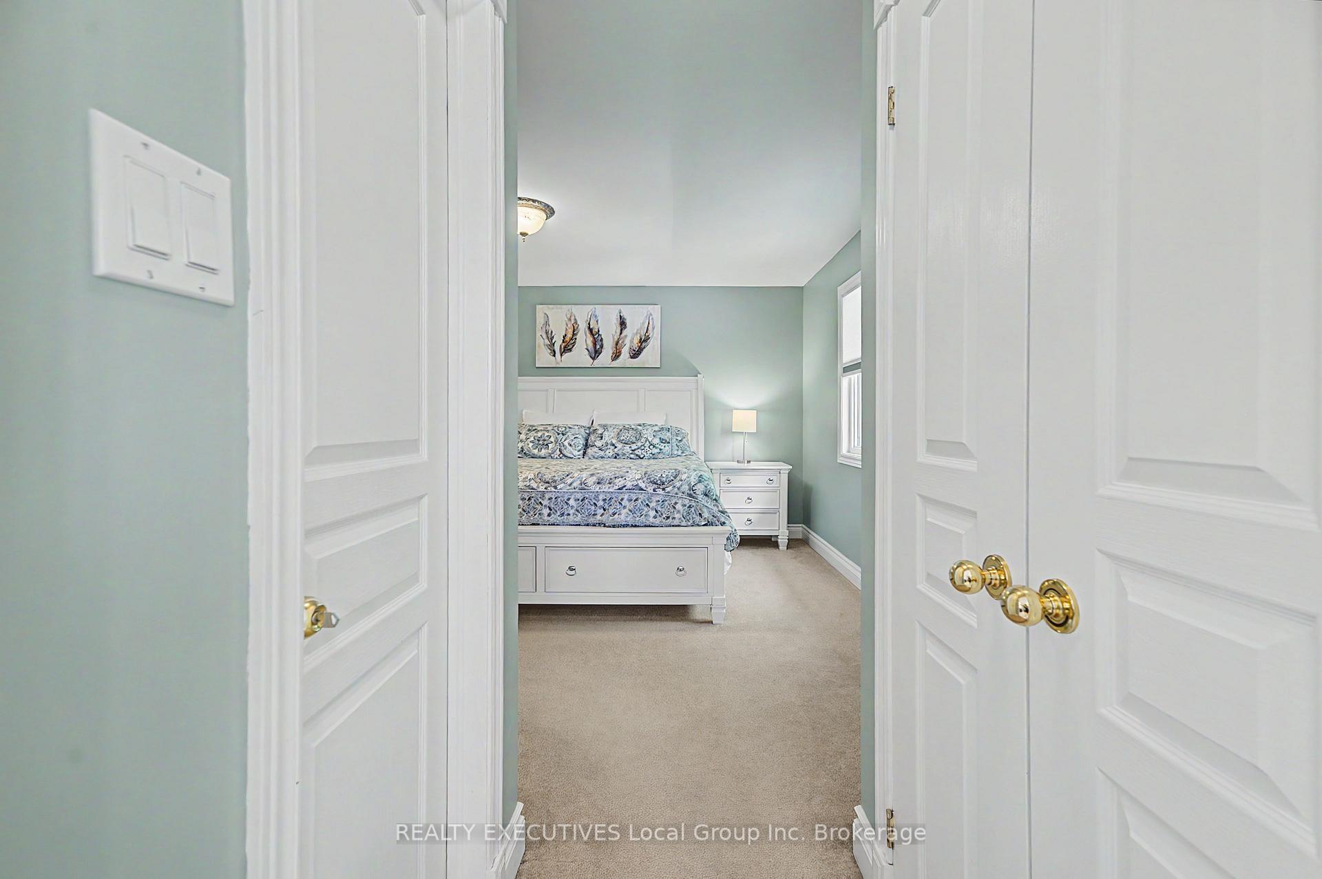 Photo 23 of 16 Vermont Crescent, North Bay, Airport — HOMEH