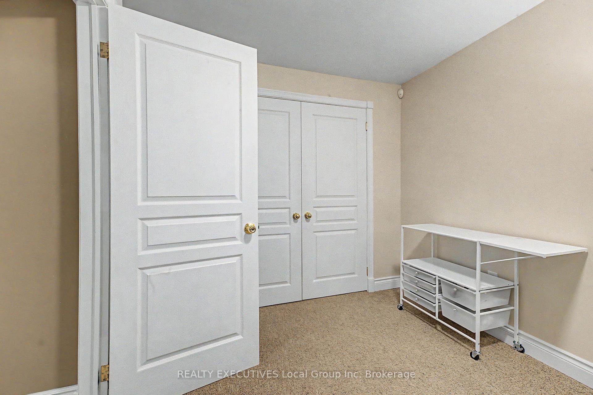 Photo 36 of 16 Vermont Crescent, North Bay, Airport — HOMEH