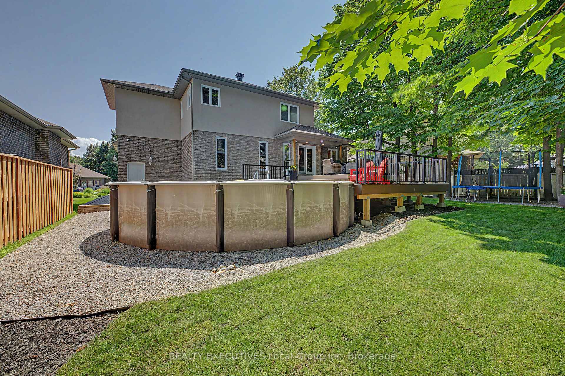 Photo 47 of 16 Vermont Crescent, North Bay, Airport — HOMEH