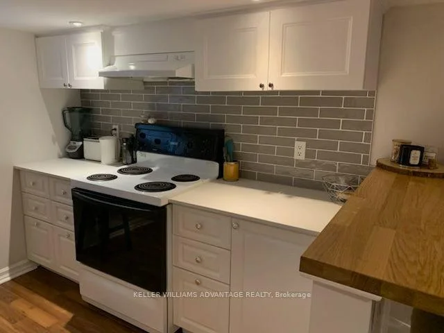 Photo 2 of Unit Basement, 17 Keystone Avenue, Toronto, East End-Danforth — HOMEH