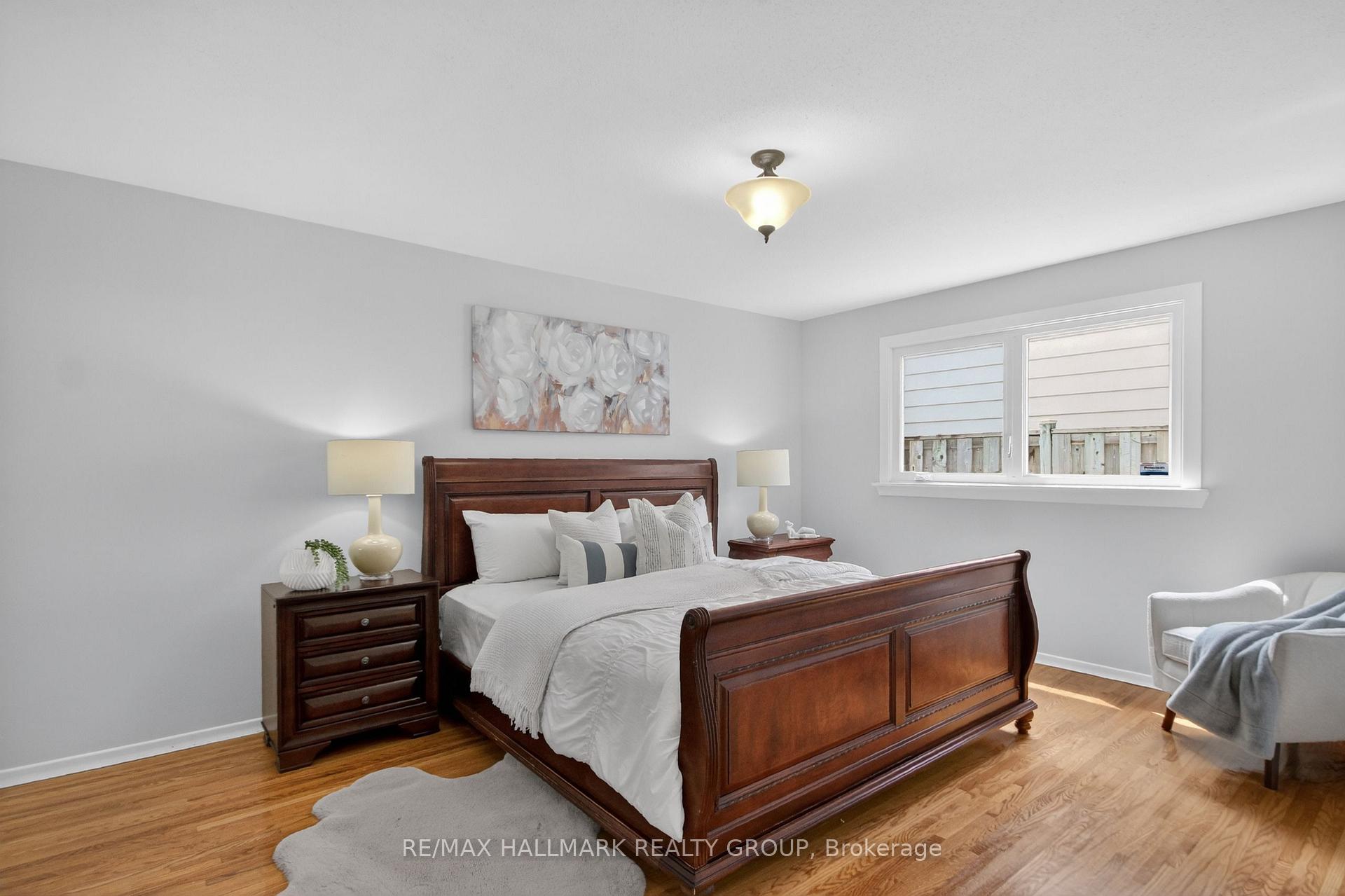 Photo 16 of 37 Parkwood Crescent, Ottawa, Blackburn Hamlet — HOMEH