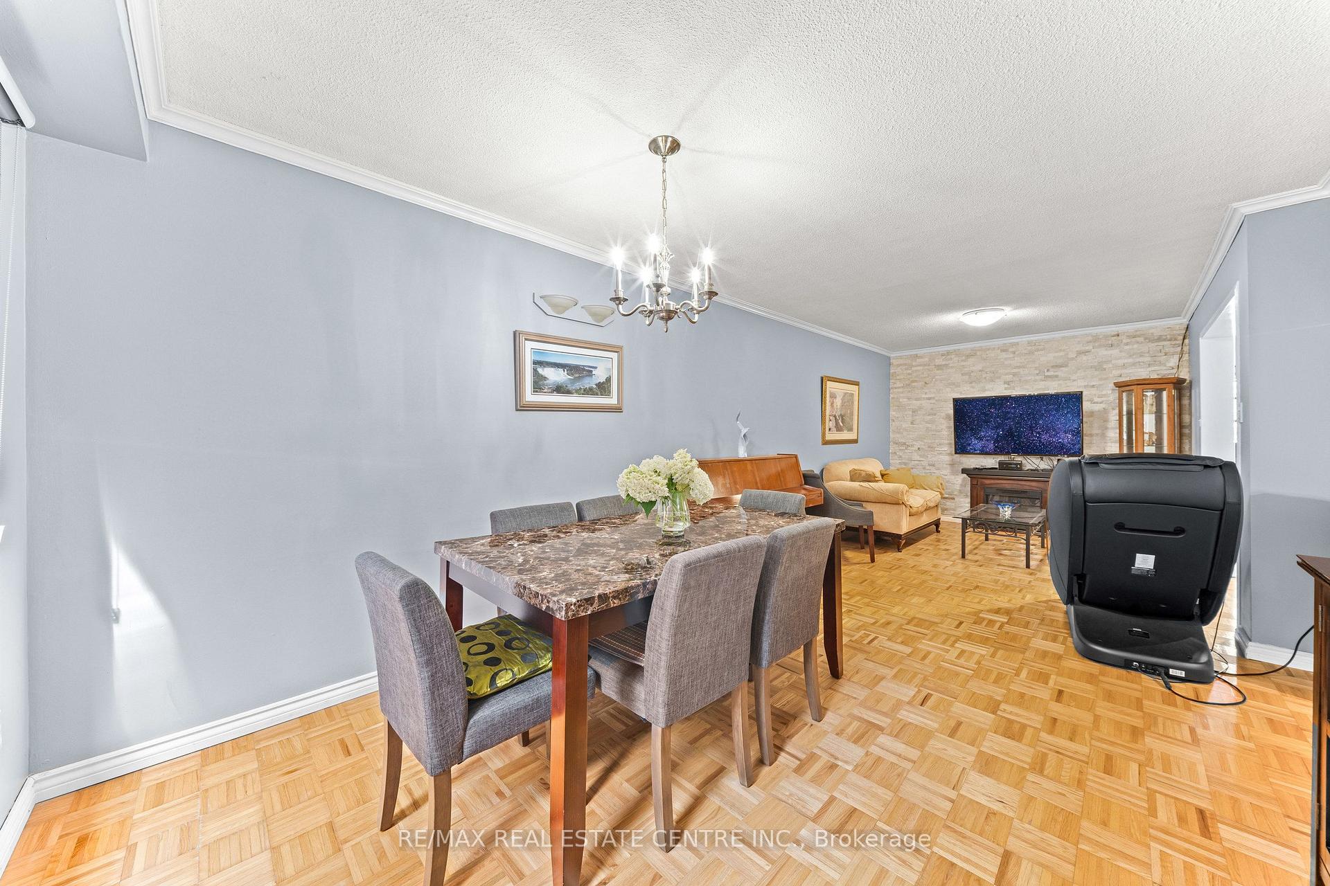 Photo 19 of 127 Lowry Square, Scarborough, Malvern — HOMEH