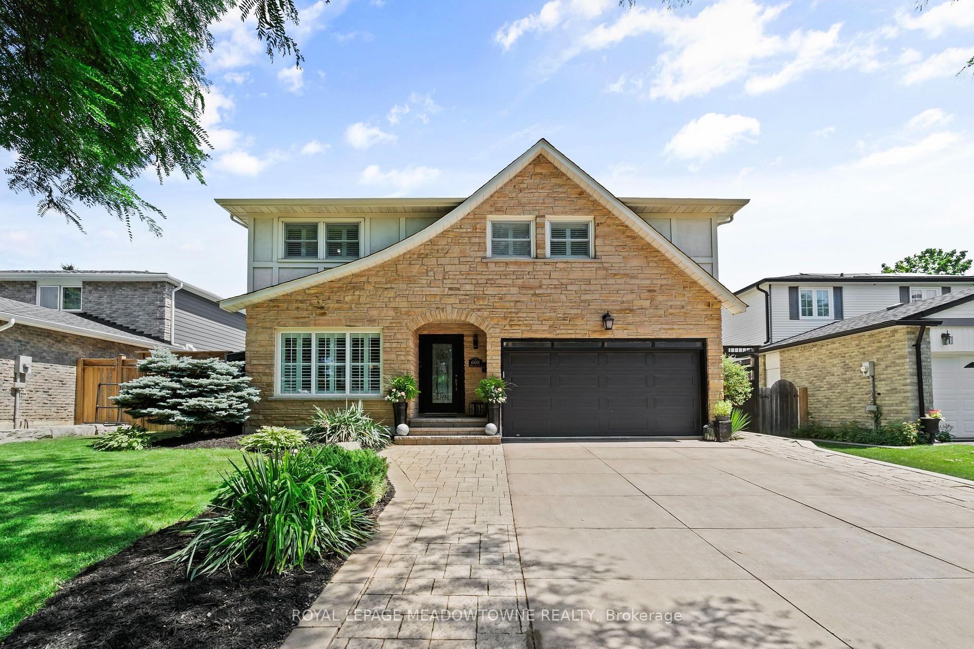 Photo 2 of 608 Moorelands Crescent, Milton, Timberlea — HOMEH