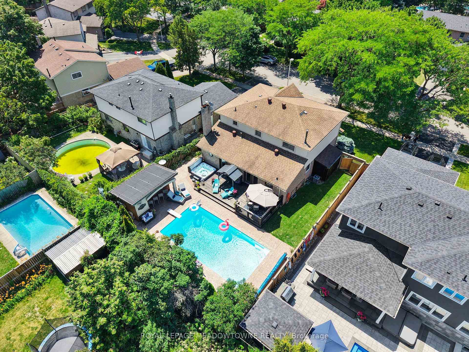 Photo 3 of 608 Moorelands Crescent, Milton, Timberlea — HOMEH