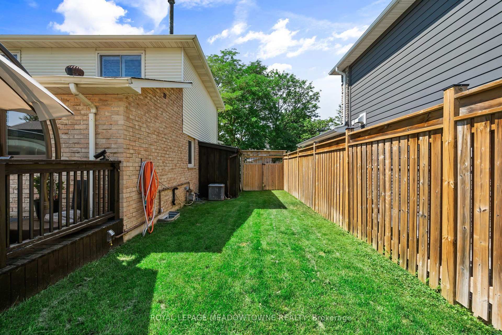 Photo 6 of 608 Moorelands Crescent, Milton, Timberlea — HOMEH